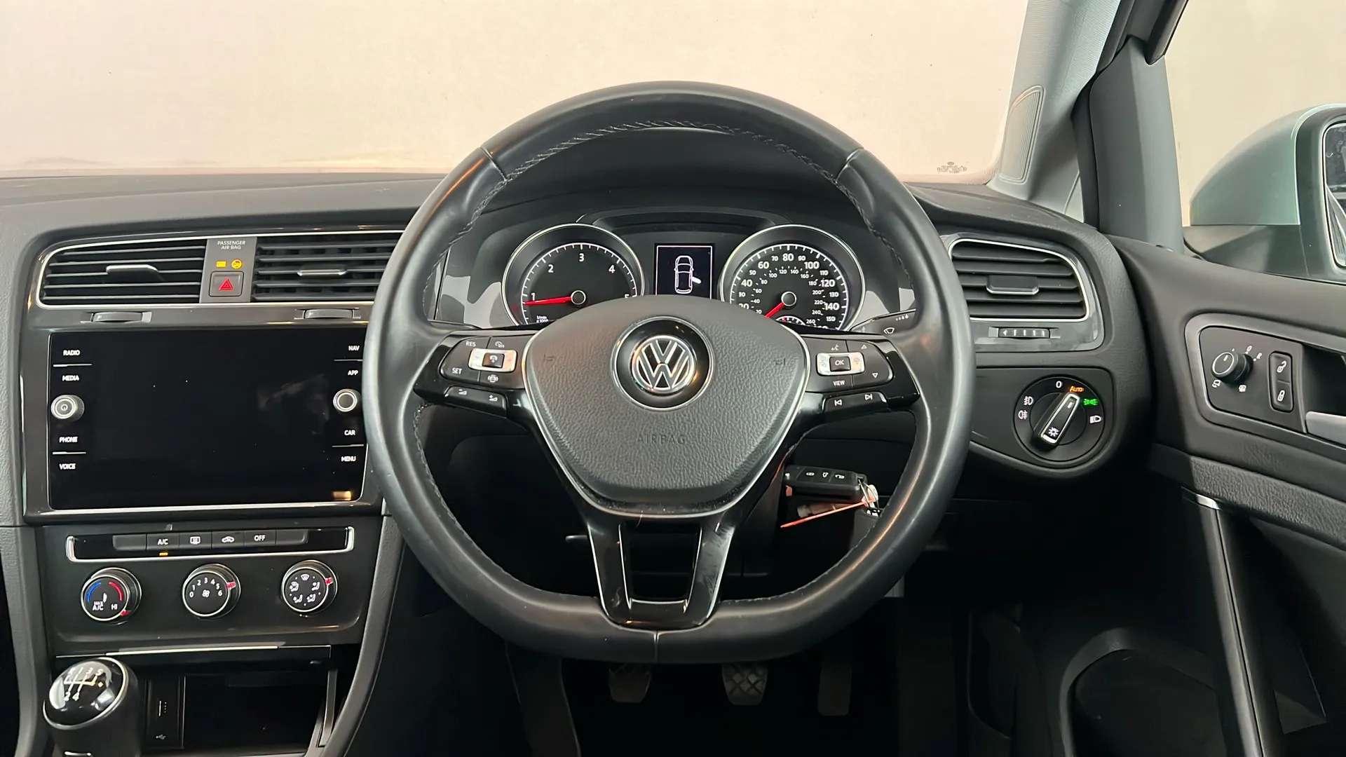 2020 VOLKSWAGEN GOLF 2020 VOLKSWAGEN GOLF