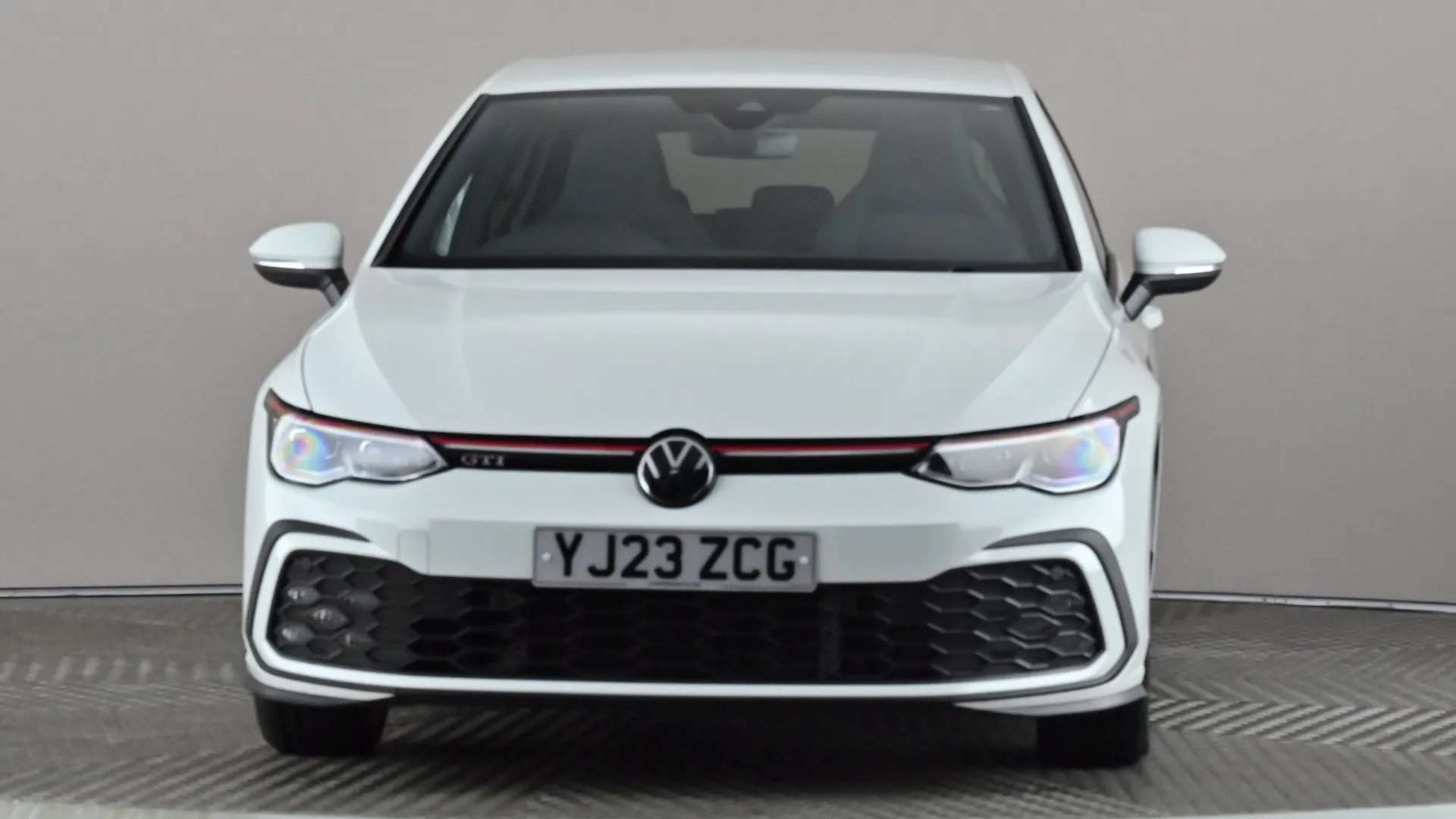 A 2023 VOLKSWAGEN GOLF 2.0 TSI GTI A 2023 VOLKSWAGEN GOLF 2.0 TSI GTI