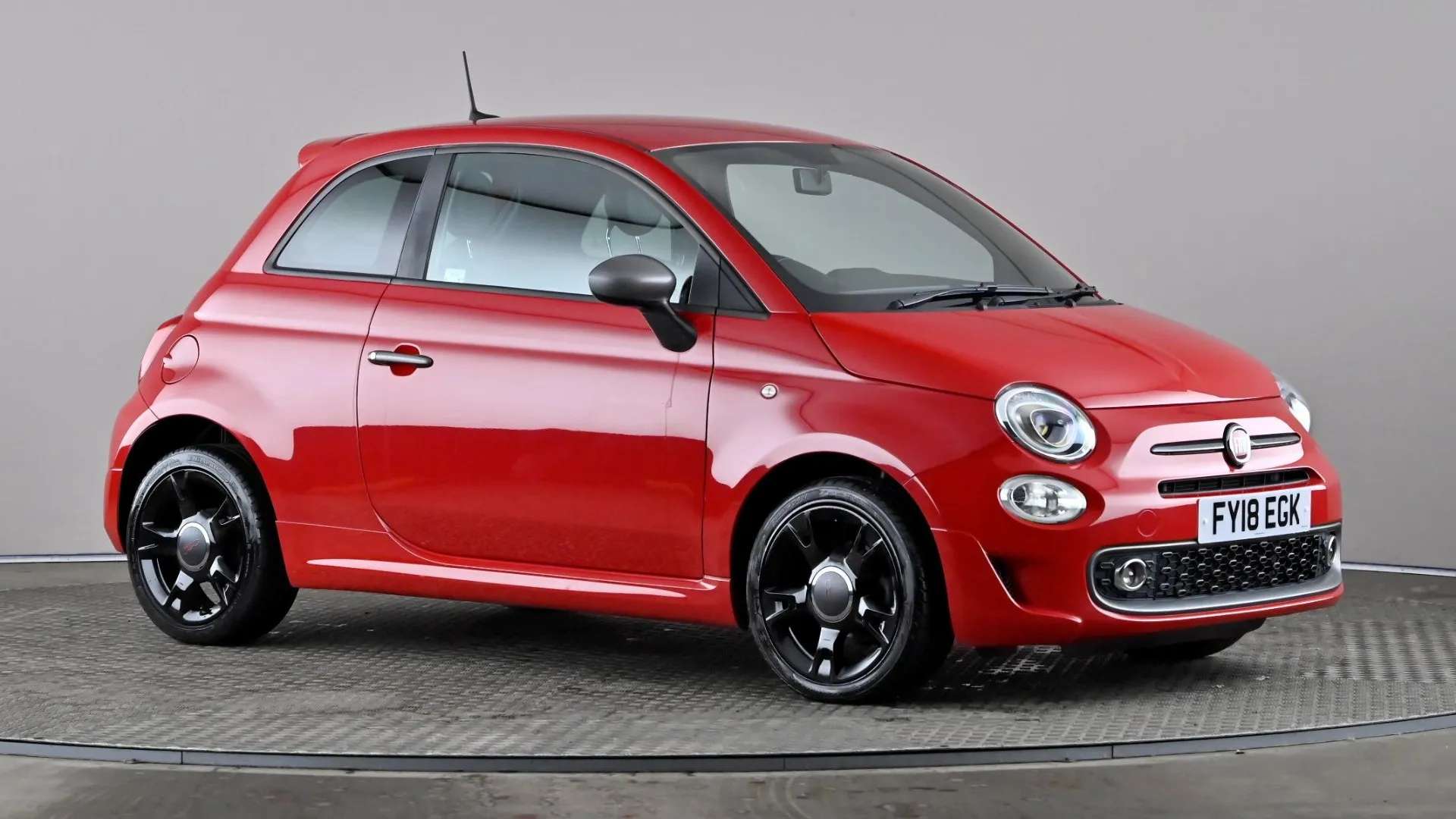A 2018 FIAT 500 1.2 S A 2018 FIAT 500 1.2 S