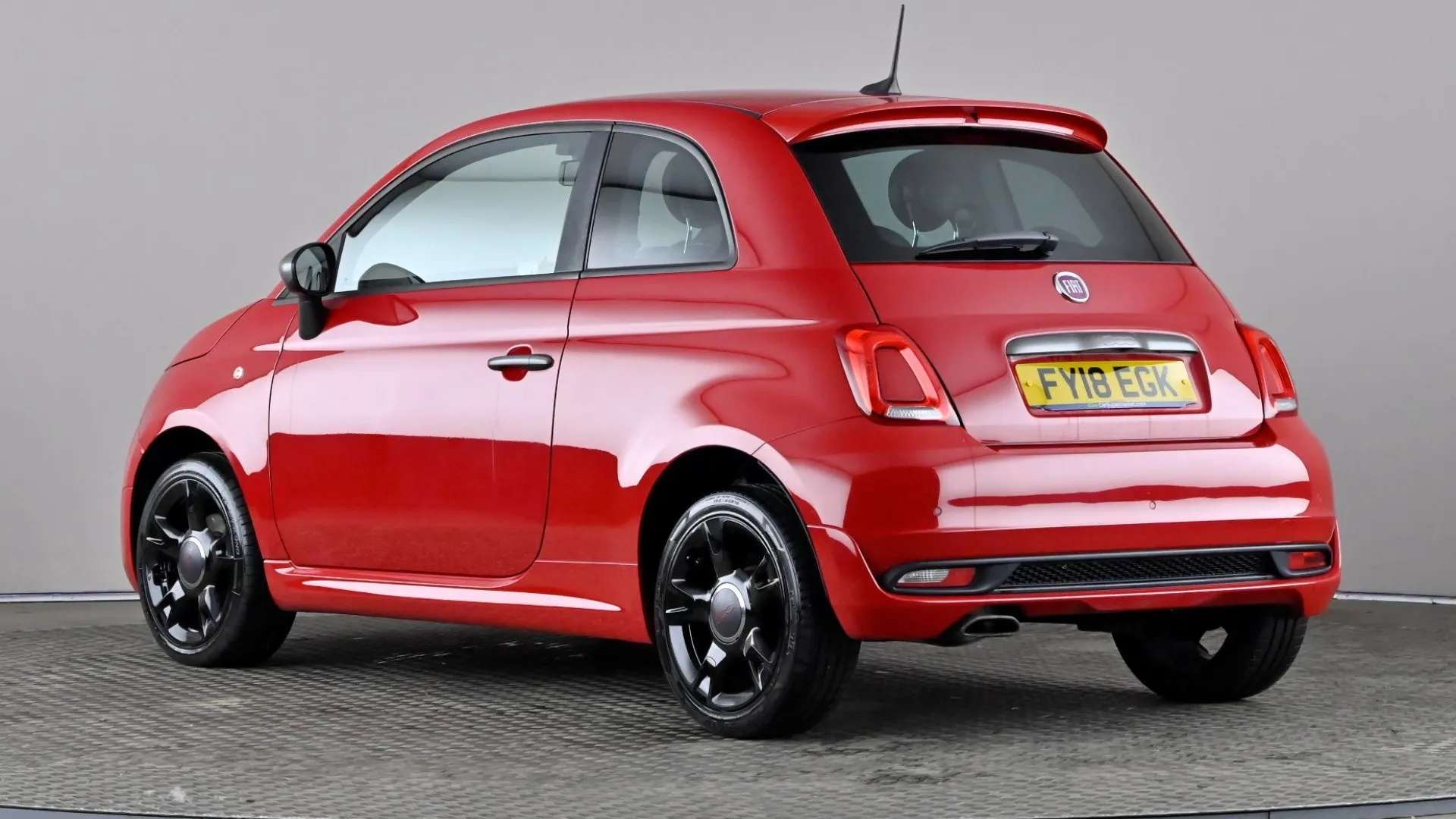 A 2018 FIAT 500 1.2 S A 2018 FIAT 500 1.2 S