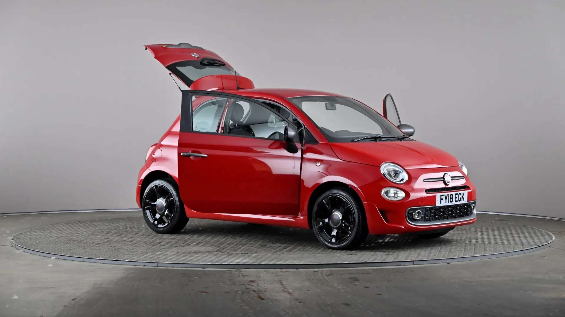 2018 FIAT 500 2018 FIAT 500