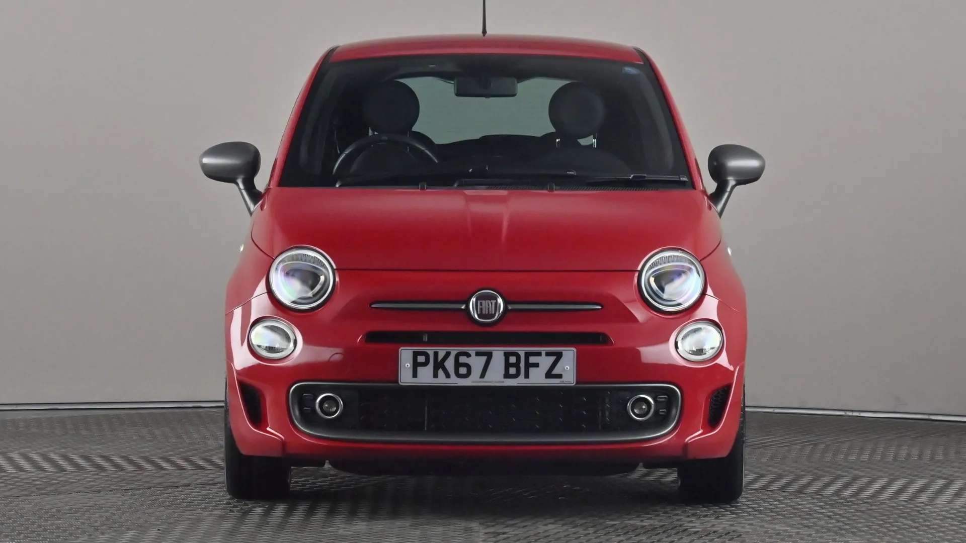 A 2017 FIAT 500 1.2 S A 2017 FIAT 500 1.2 S