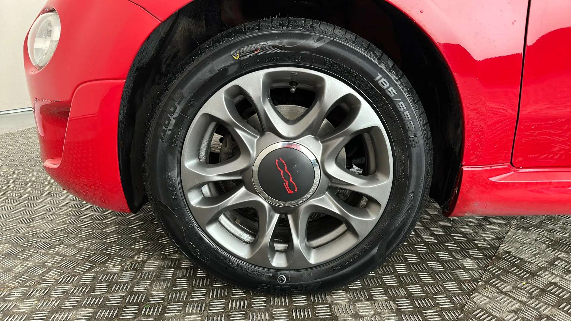 2017 FIAT 500 2017 FIAT 500