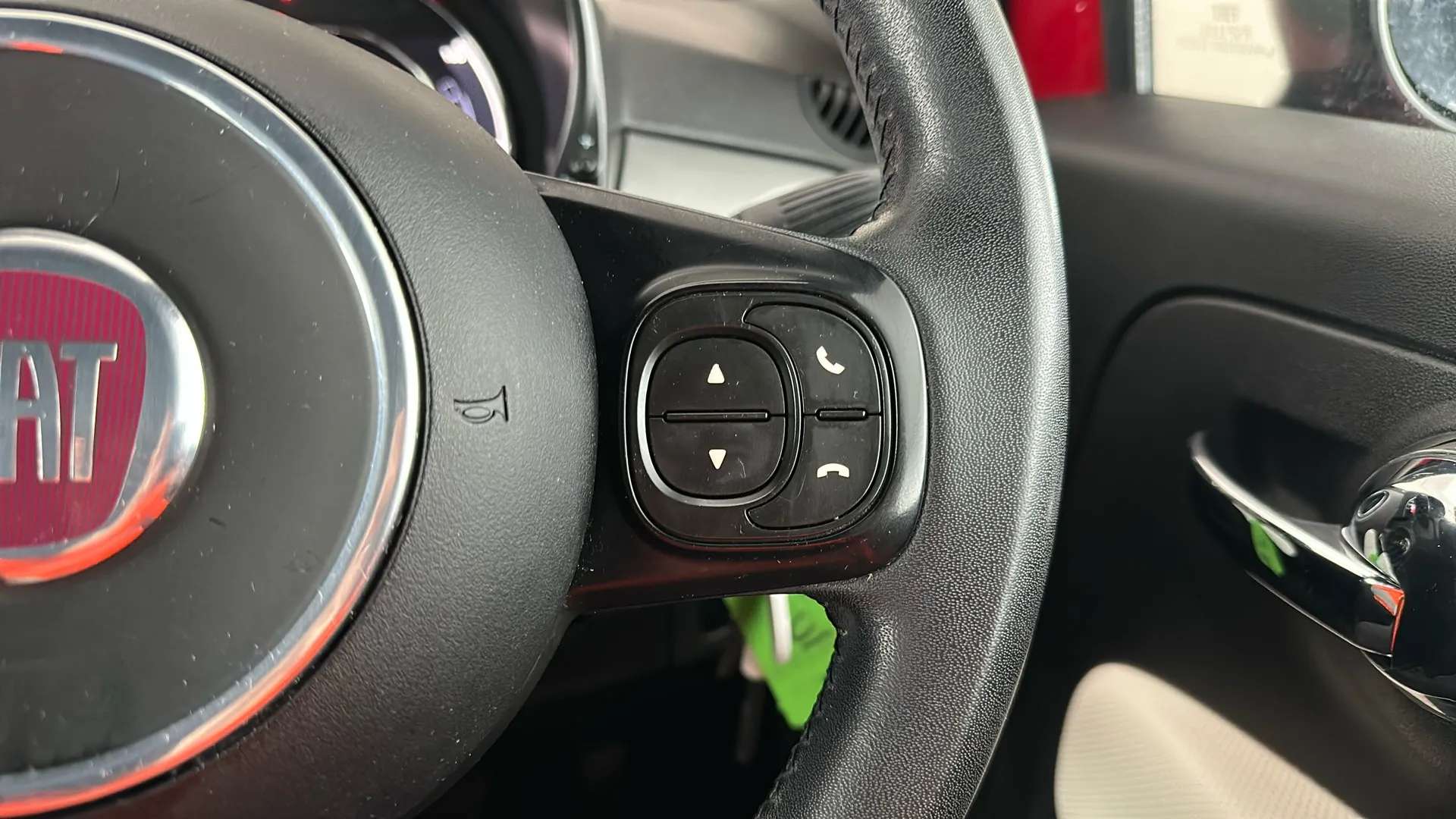 2017 FIAT 500 2017 FIAT 500