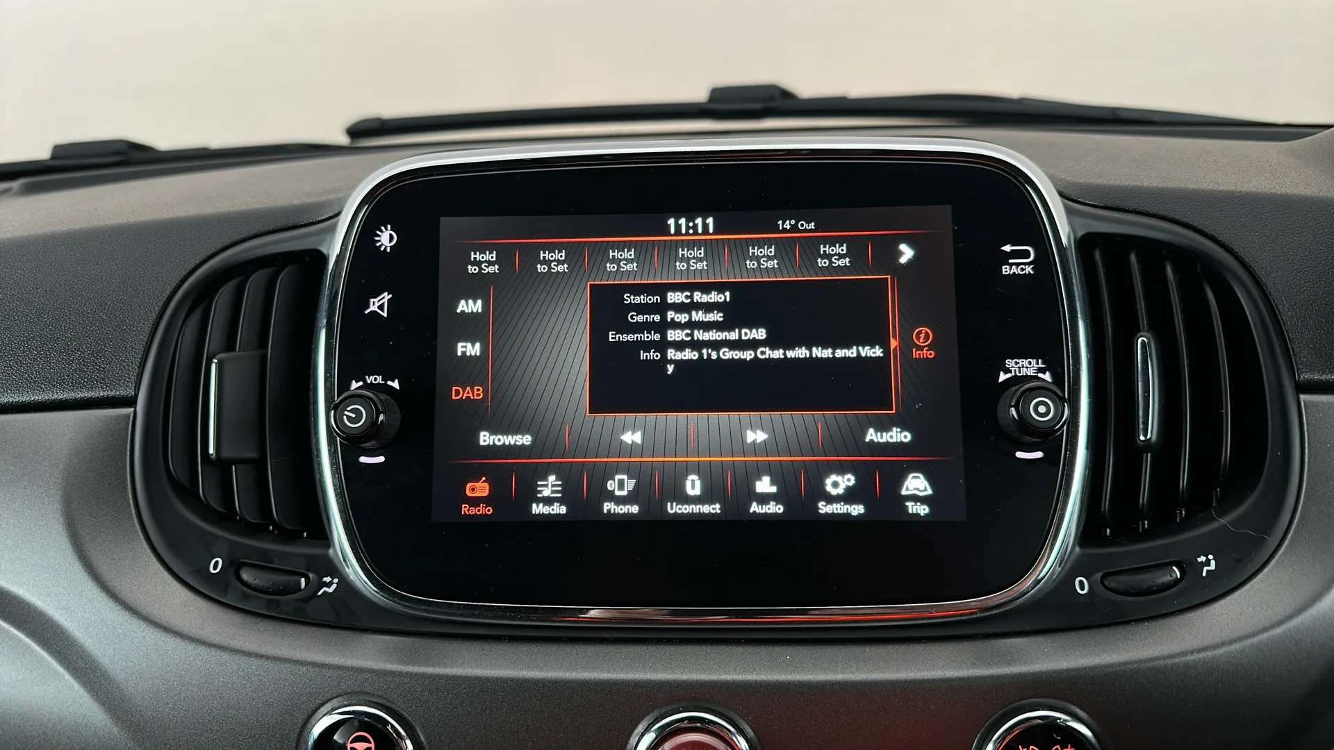 2017 FIAT 500 2017 FIAT 500