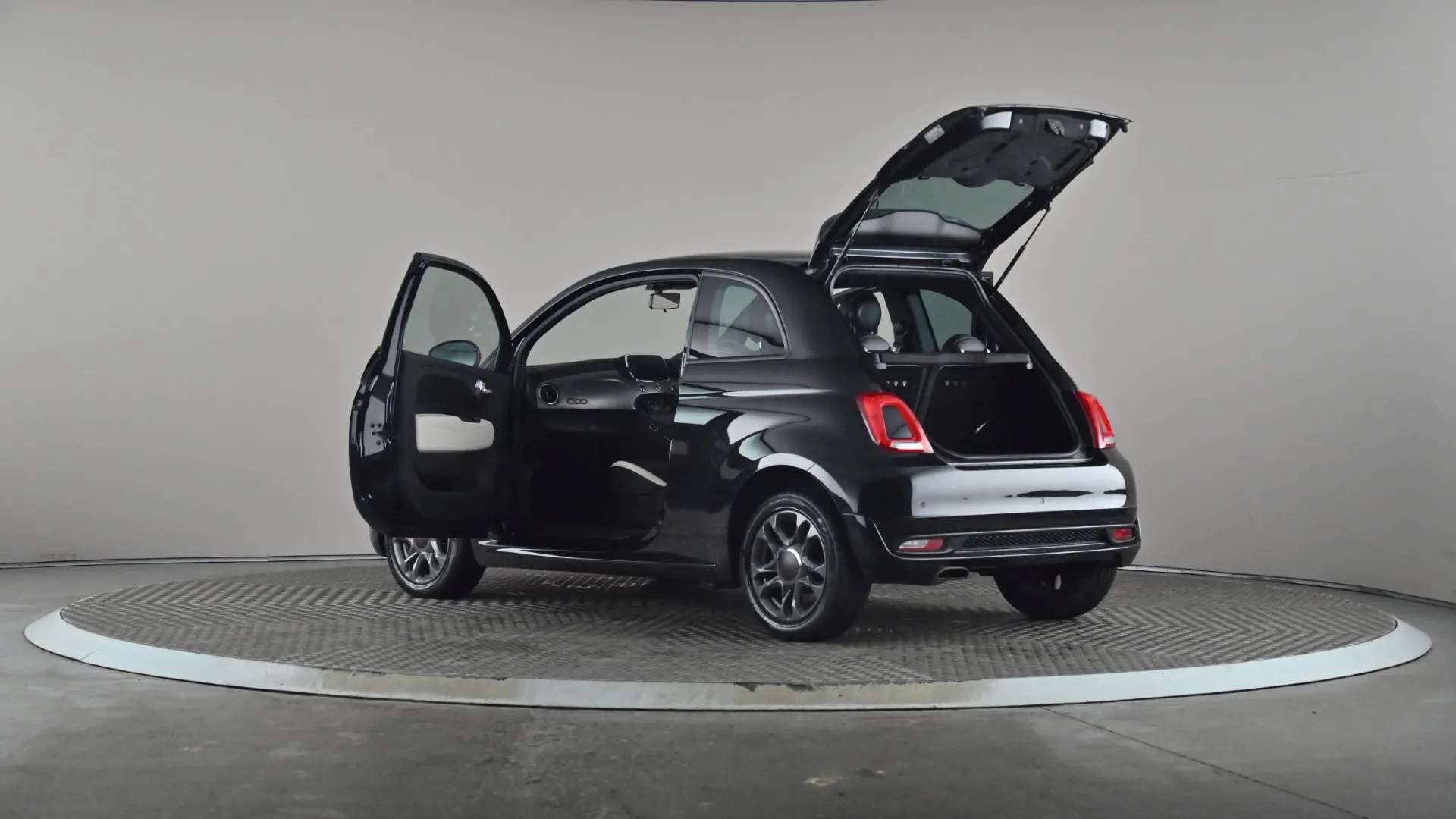 2017 FIAT 500 2017 FIAT 500