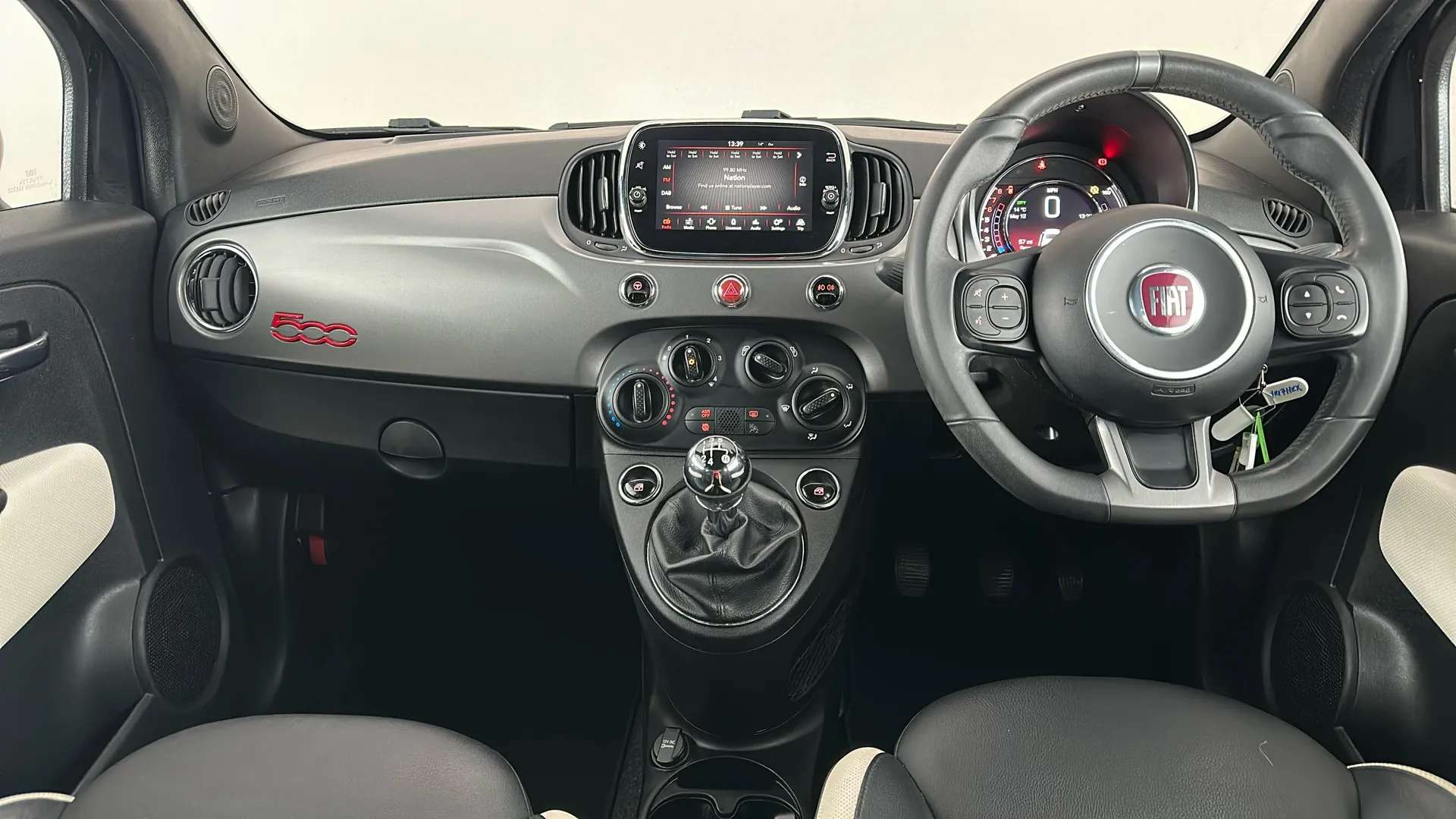 2017 FIAT 500 2017 FIAT 500