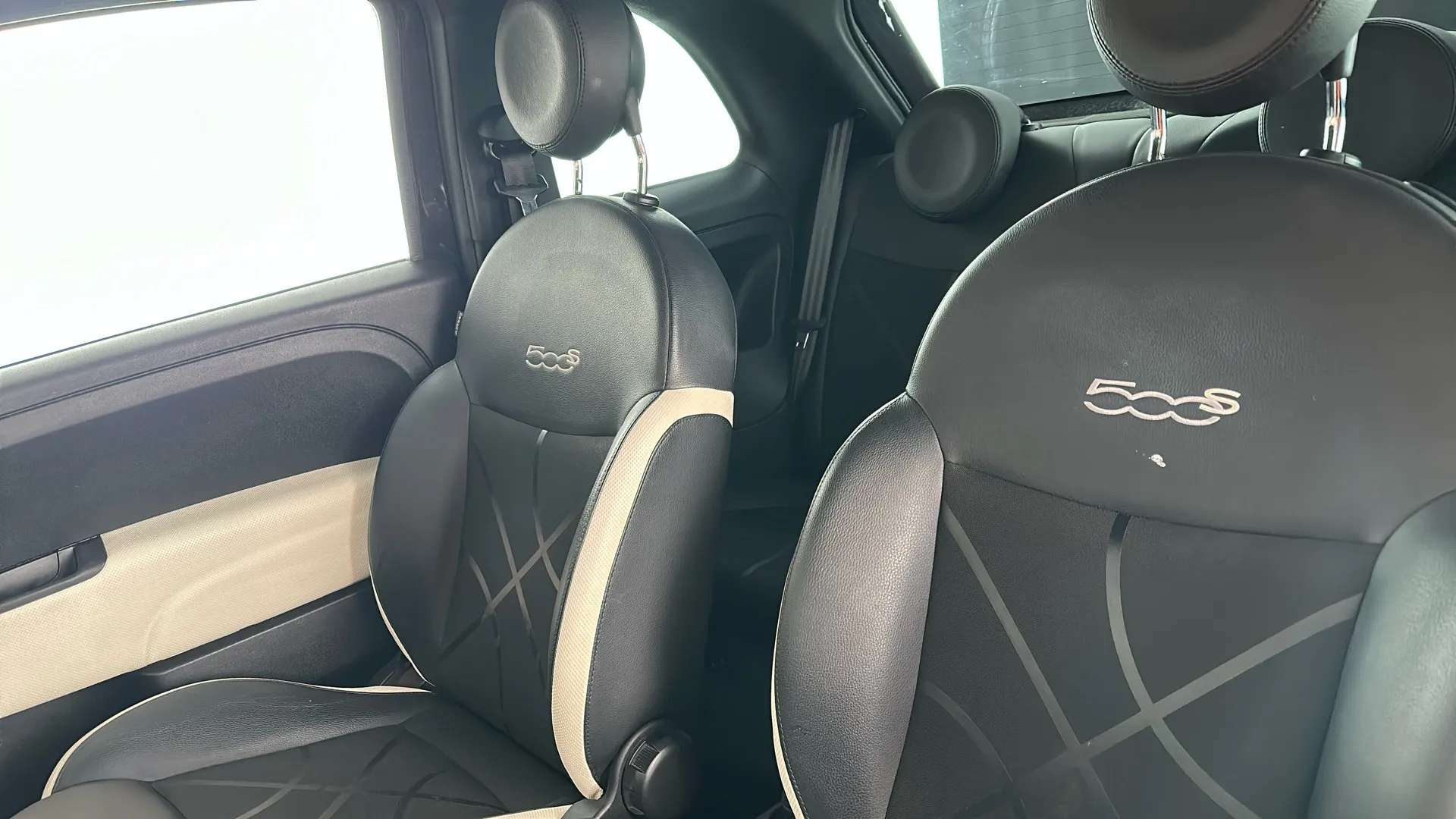 2017 FIAT 500 2017 FIAT 500