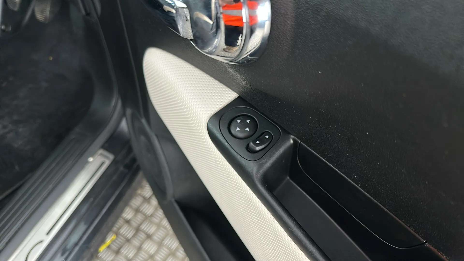 2017 FIAT 500 2017 FIAT 500