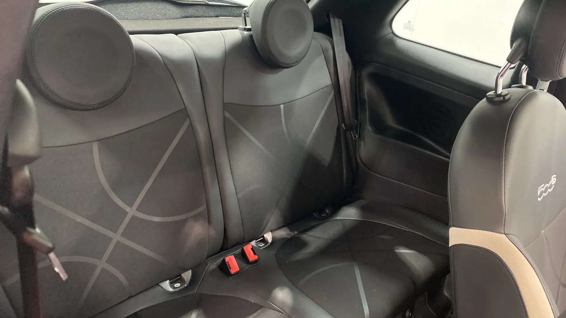 A 2017 FIAT 500 1.2 S A 2017 FIAT 500 1.2 S