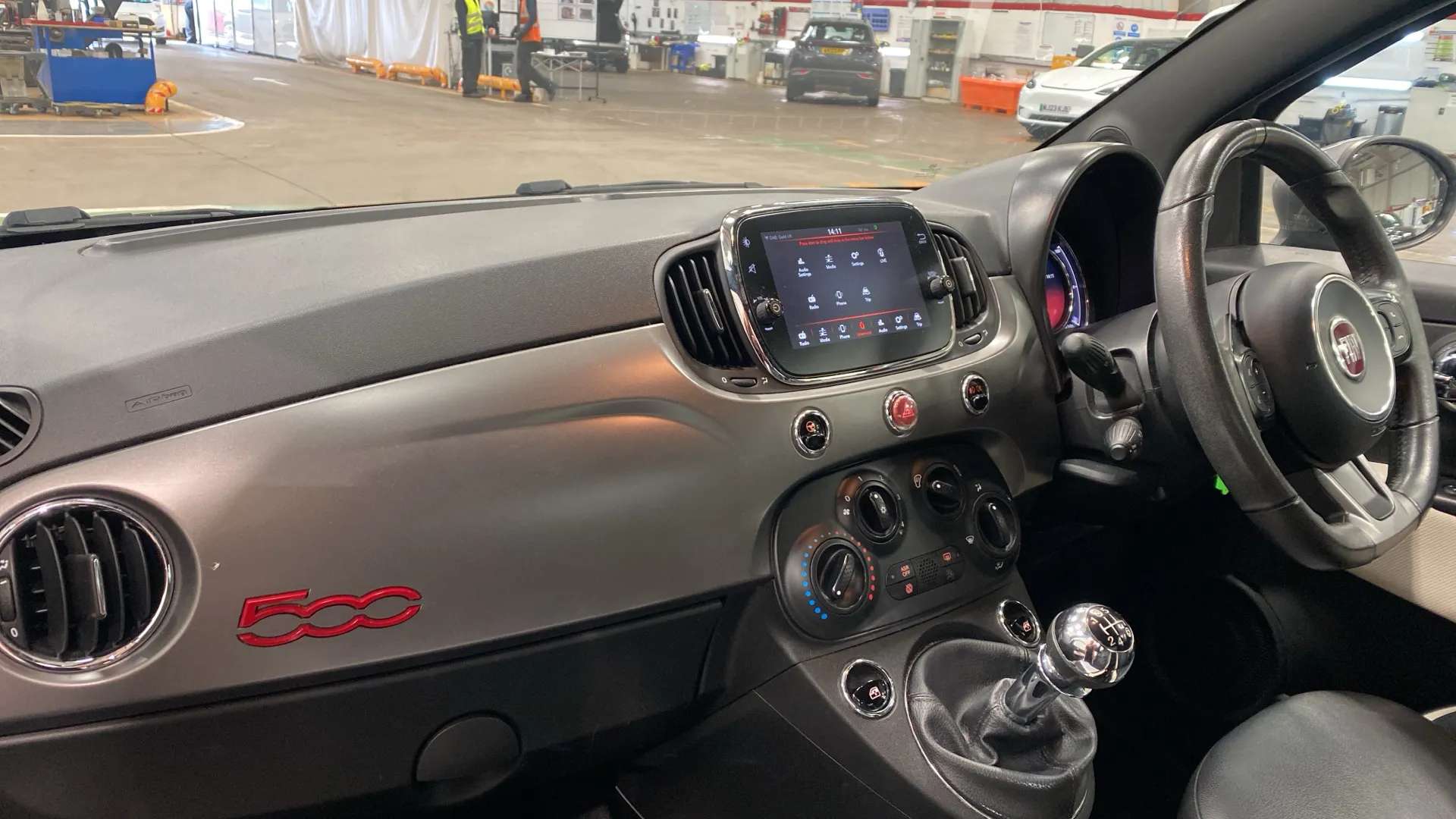2017 FIAT 500 2017 FIAT 500