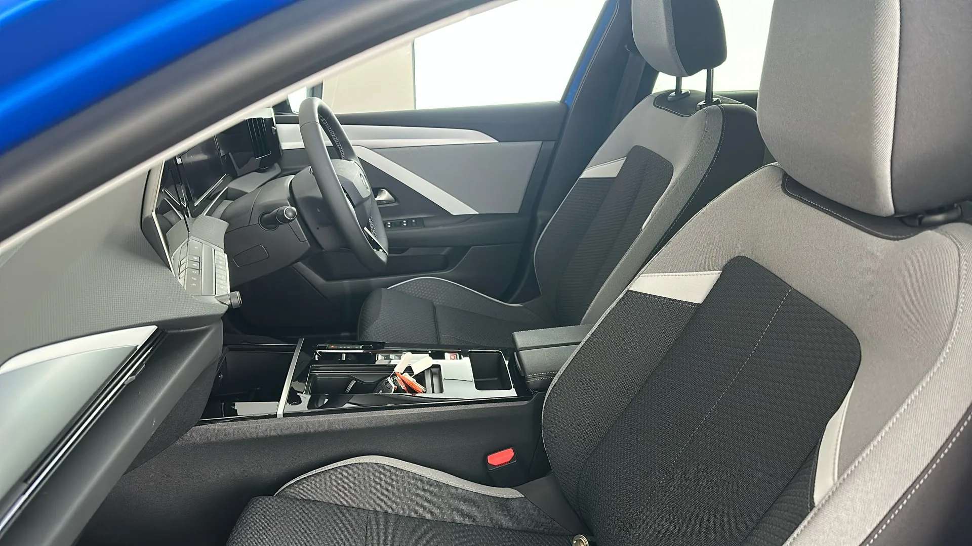 2024 VAUXHALL ASTRA 2024 VAUXHALL ASTRA