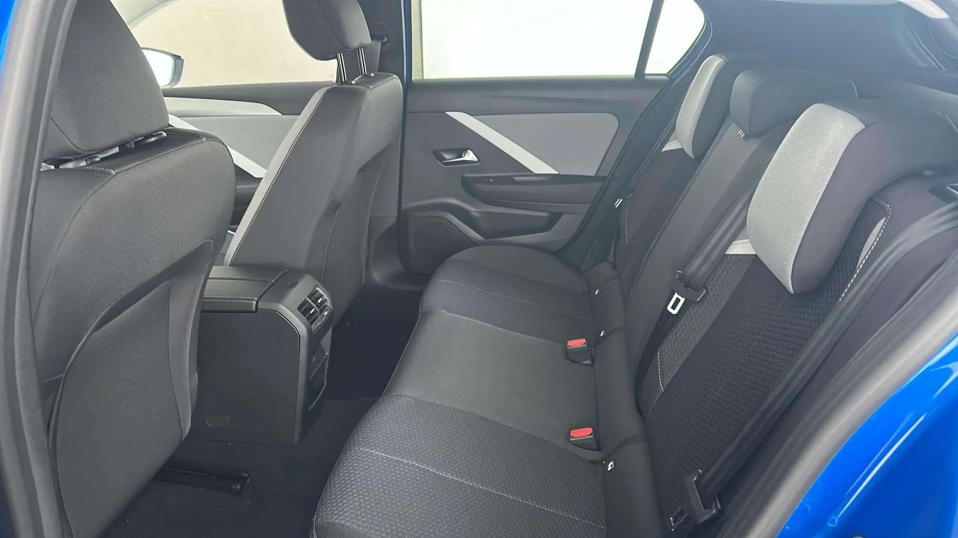 2024 VAUXHALL ASTRA 2024 VAUXHALL ASTRA