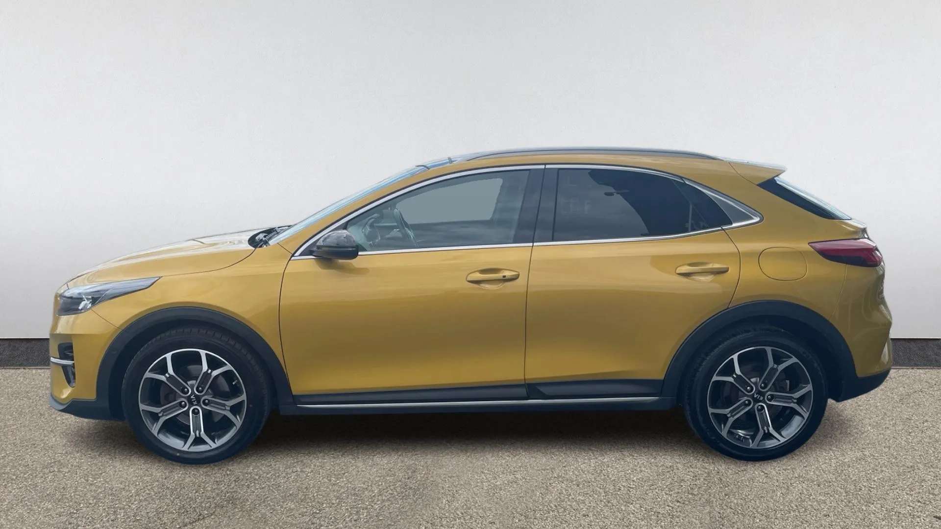 A 2020 KIA XCEED 1.4T GDi ISG First Edition A 2020 KIA XCEED 1.4T GDi ISG First Edition