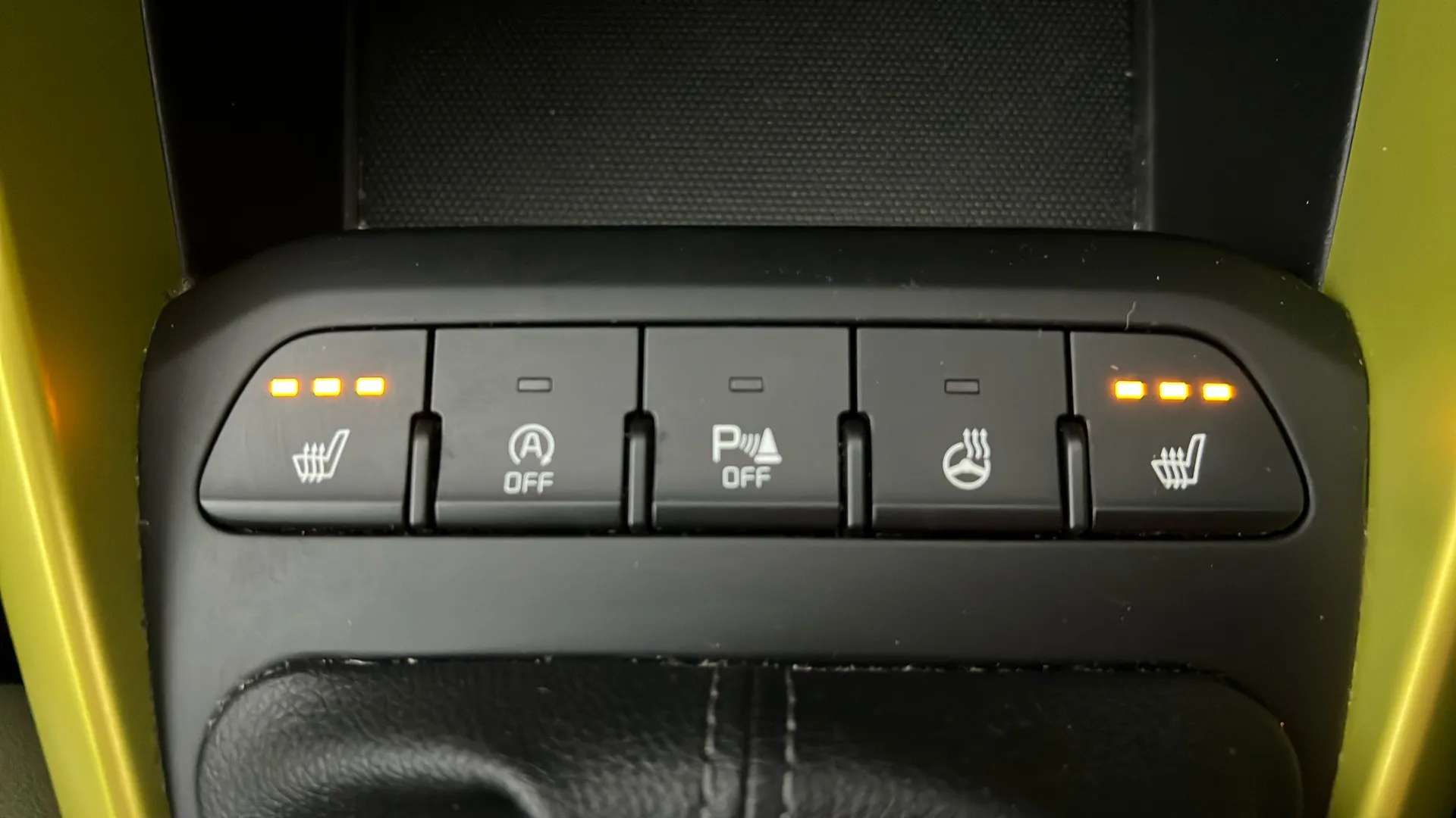2019 KIA STONIC 2019 KIA STONIC