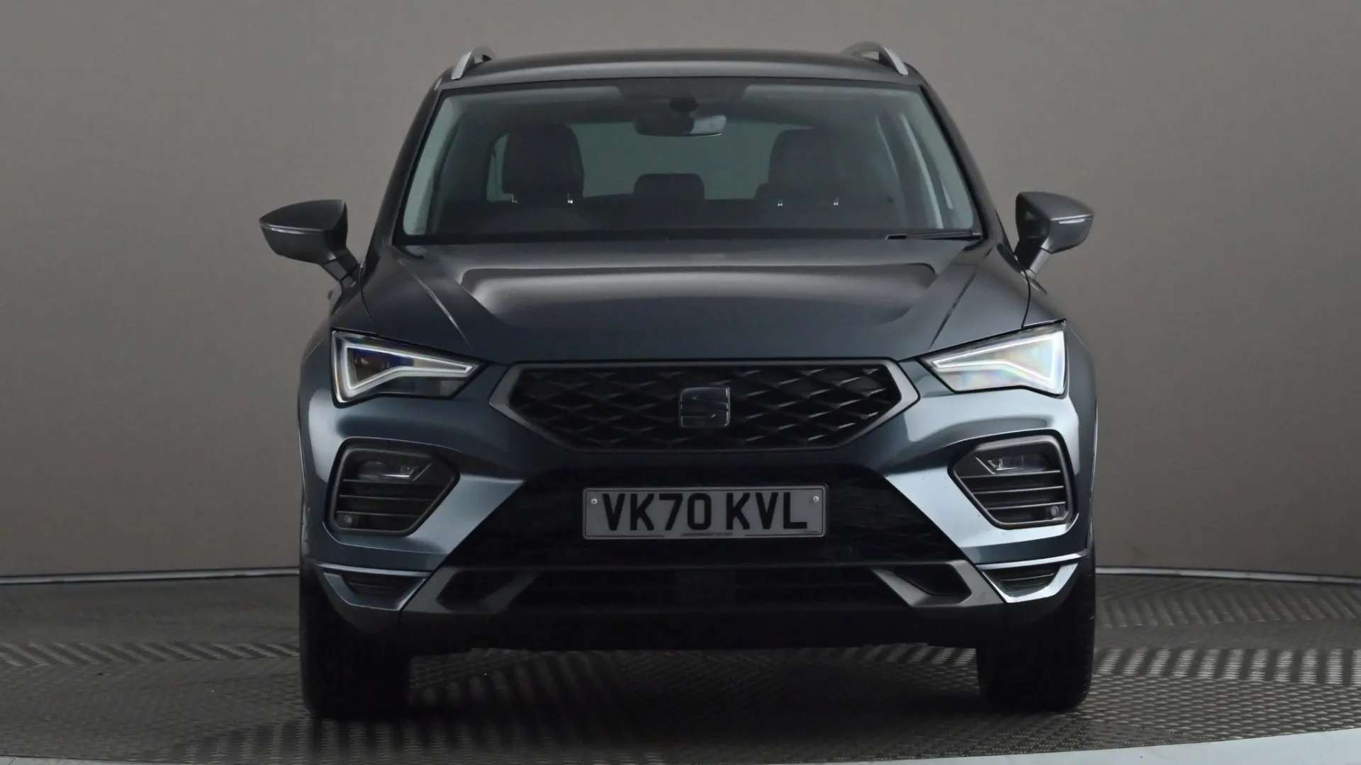 A 2020 SEAT ATECA 2.0 TSI FR DSG 4Drive A 2020 SEAT ATECA 2.0 TSI FR DSG 4Drive