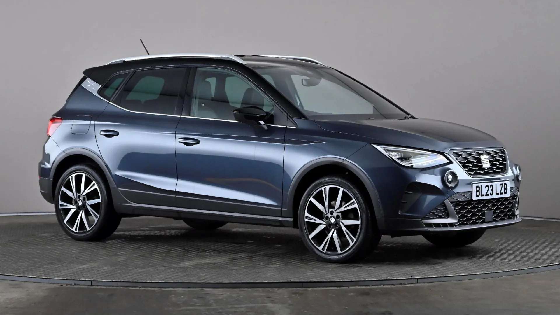 A 2023 SEAT ARONA 1.0 TSI 110 FR Edition DSG A 2023 SEAT ARONA 1.0 TSI 110 FR Edition DSG