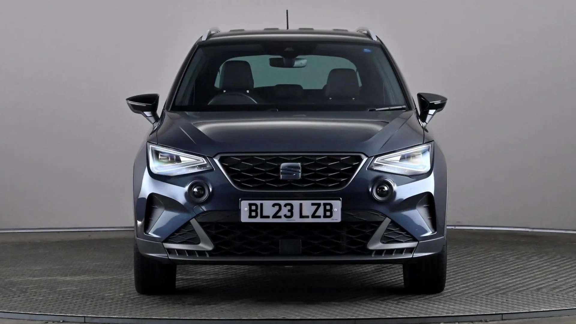 A 2023 SEAT ARONA 1.0 TSI 110 FR Edition DSG A 2023 SEAT ARONA 1.0 TSI 110 FR Edition DSG