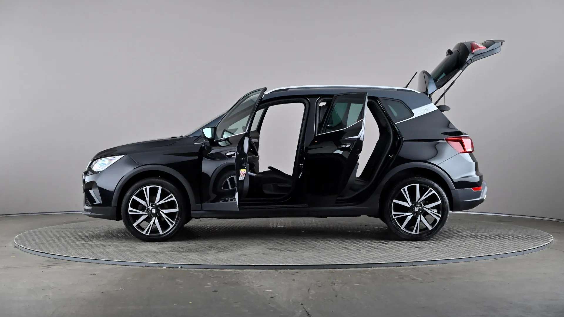 2023 SEAT ARONA 2023 SEAT ARONA