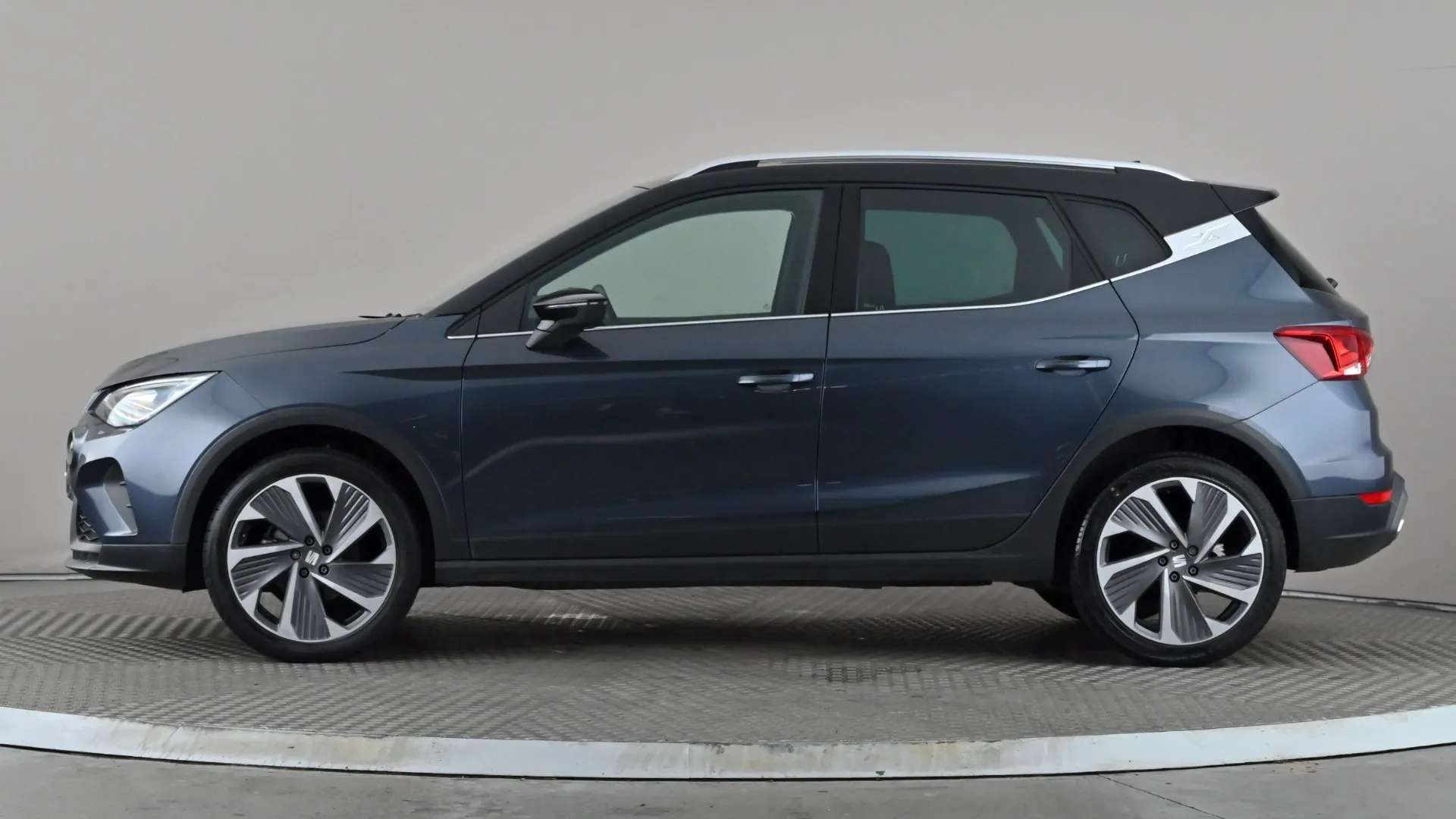 A 2023 SEAT ARONA 1.0 TSI 110 FR Sport DSG A 2023 SEAT ARONA 1.0 TSI 110 FR Sport DSG