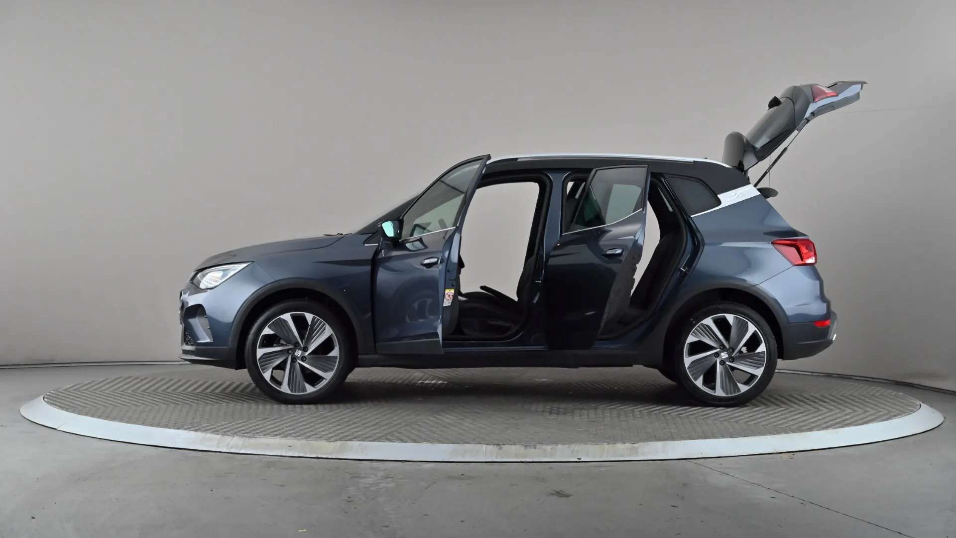 2023 SEAT ARONA 2023 SEAT ARONA
