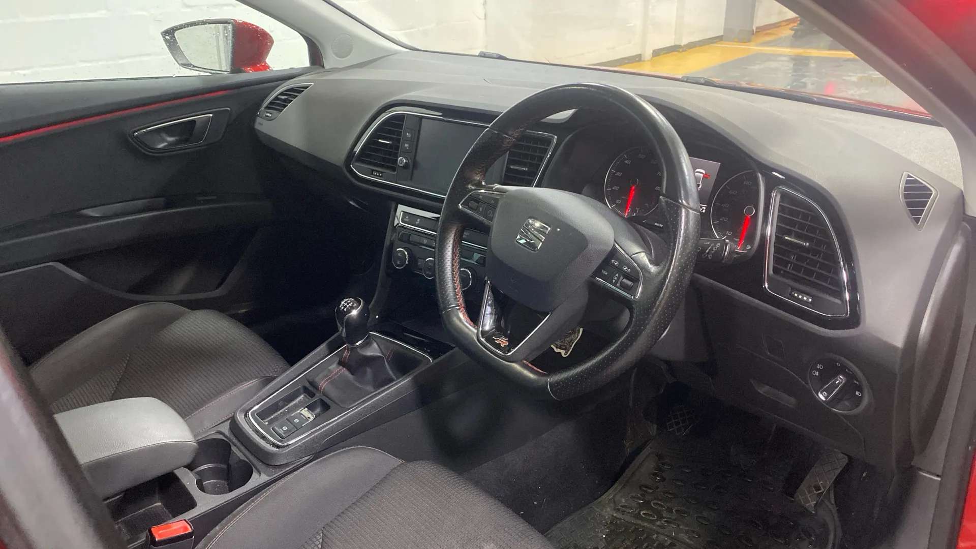 A 0 SEAT LEON 1.4 TSI 125 FR Technology A 0 SEAT LEON 1.4 TSI 125 FR Technology
