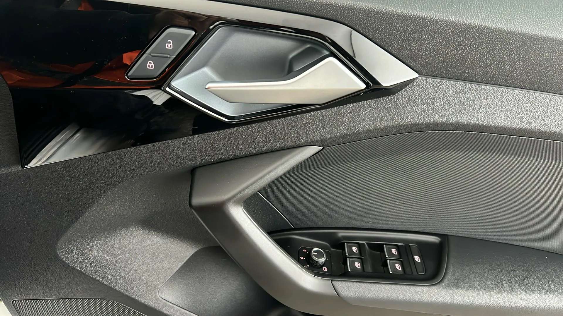 2022 AUDI A1 2022 AUDI A1