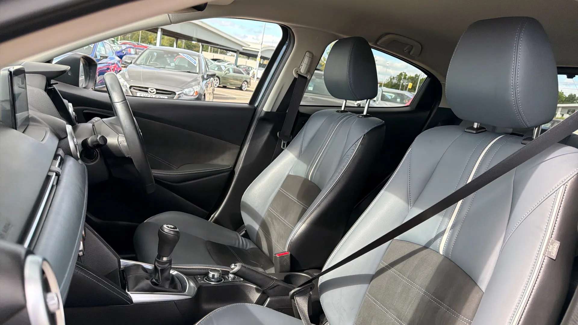 2020 MAZDA MAZDA2 2020 MAZDA MAZDA2