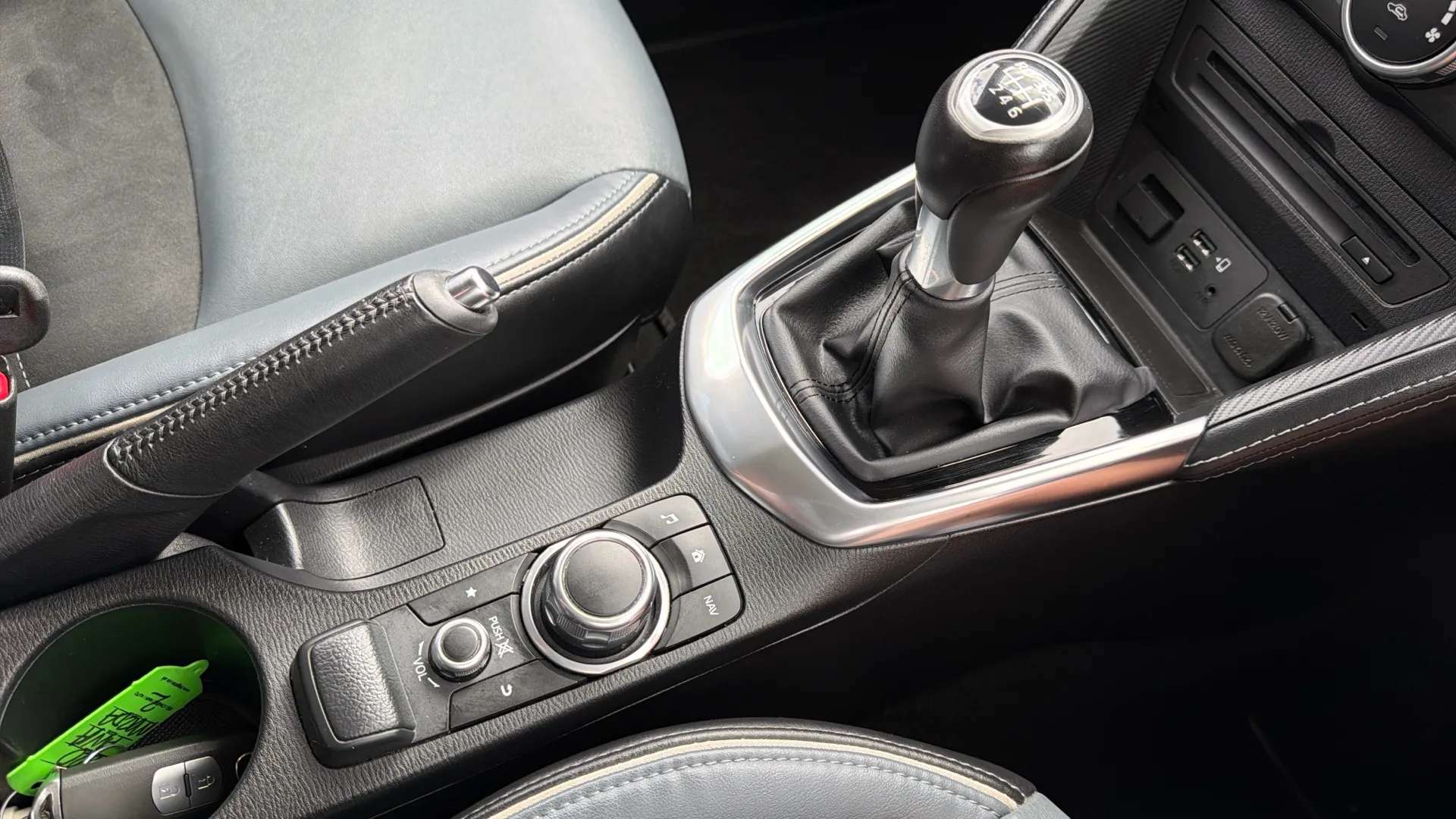 2020 MAZDA MAZDA2 2020 MAZDA MAZDA2