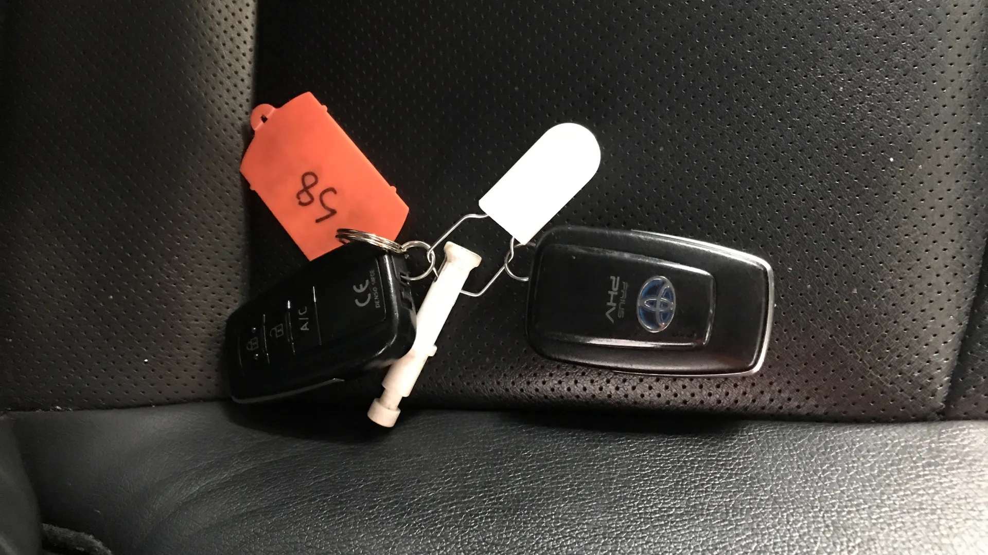 2017 TOYOTA PRIUS 2017 TOYOTA PRIUS
