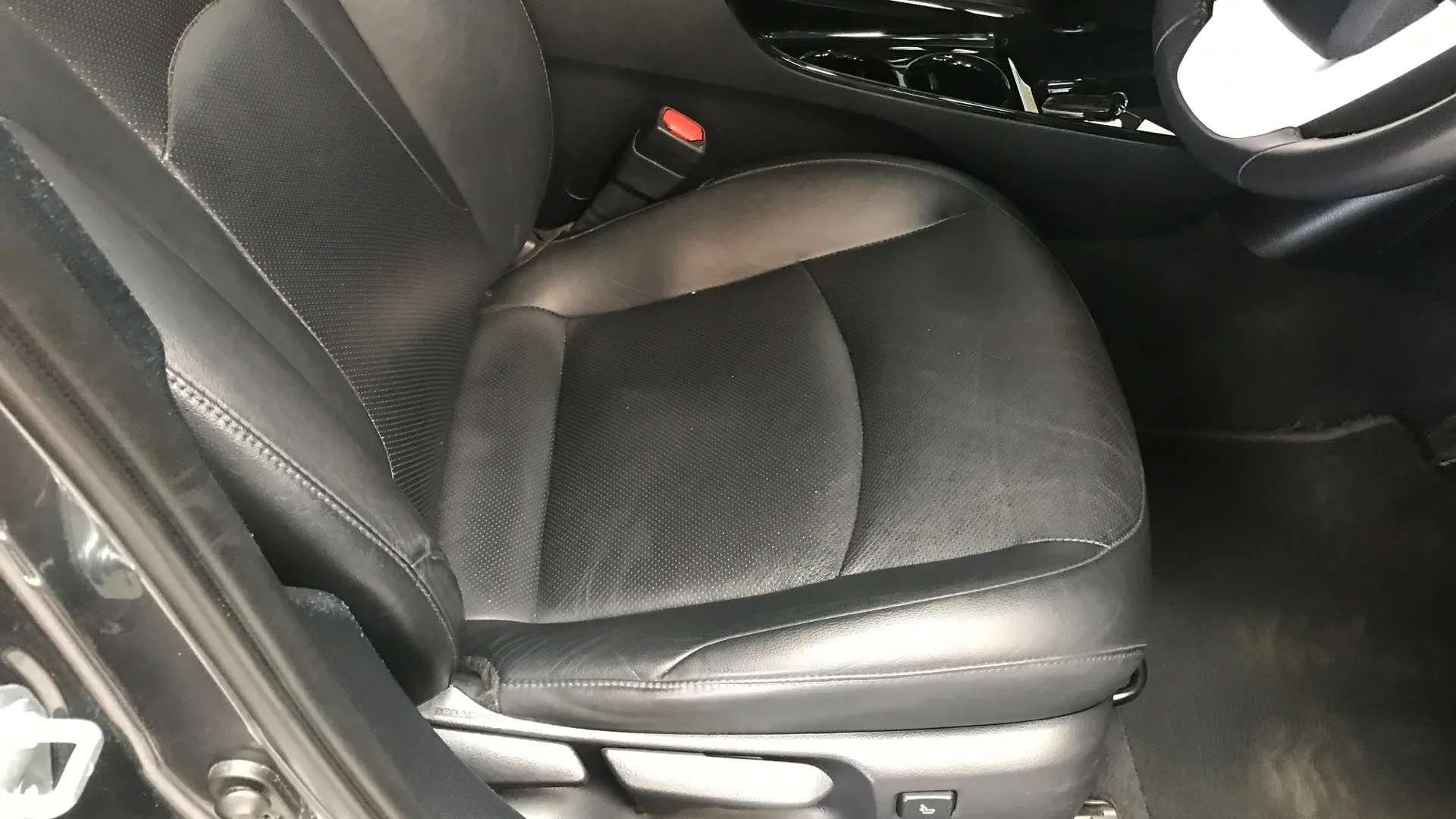 2017 TOYOTA PRIUS 2017 TOYOTA PRIUS