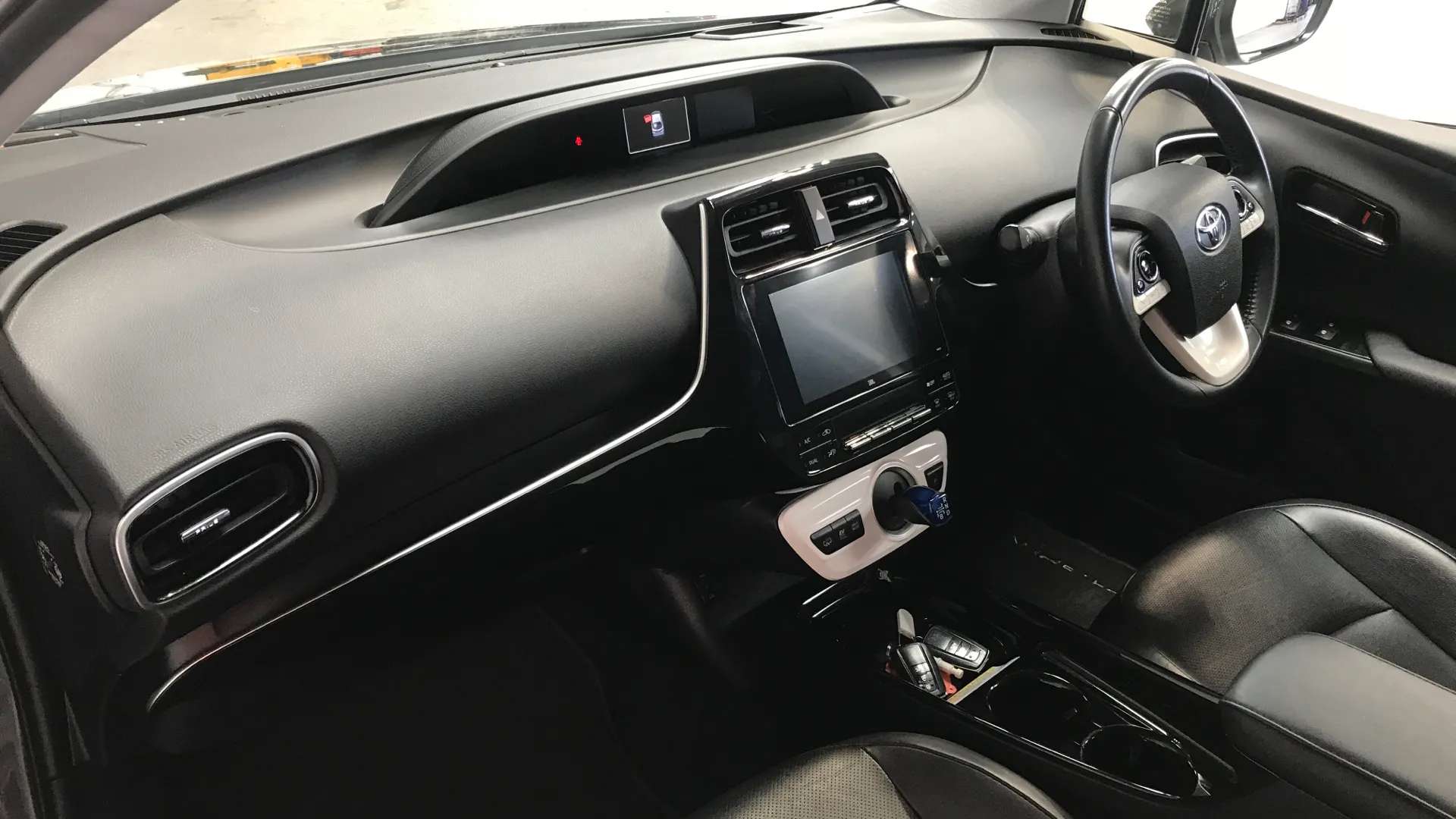 2017 TOYOTA PRIUS 2017 TOYOTA PRIUS