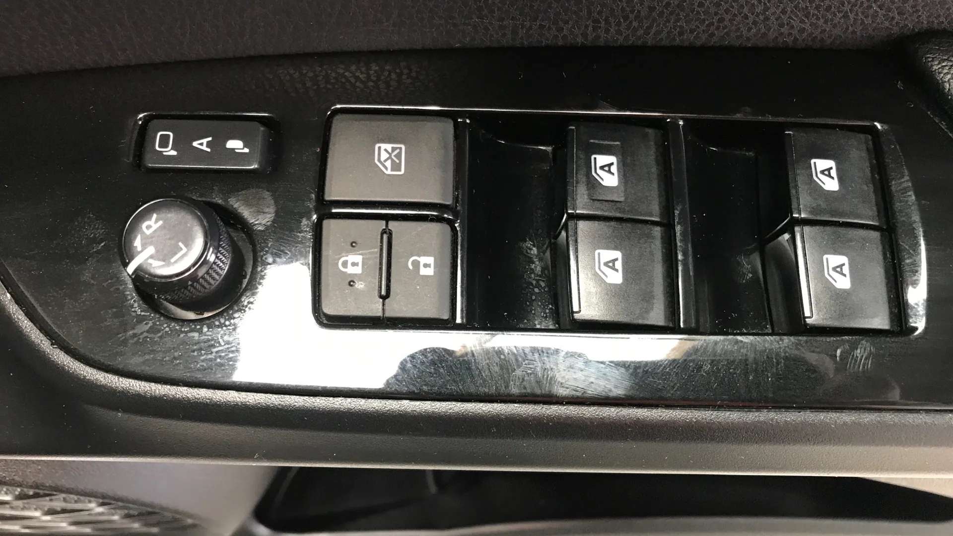 2017 TOYOTA PRIUS 2017 TOYOTA PRIUS