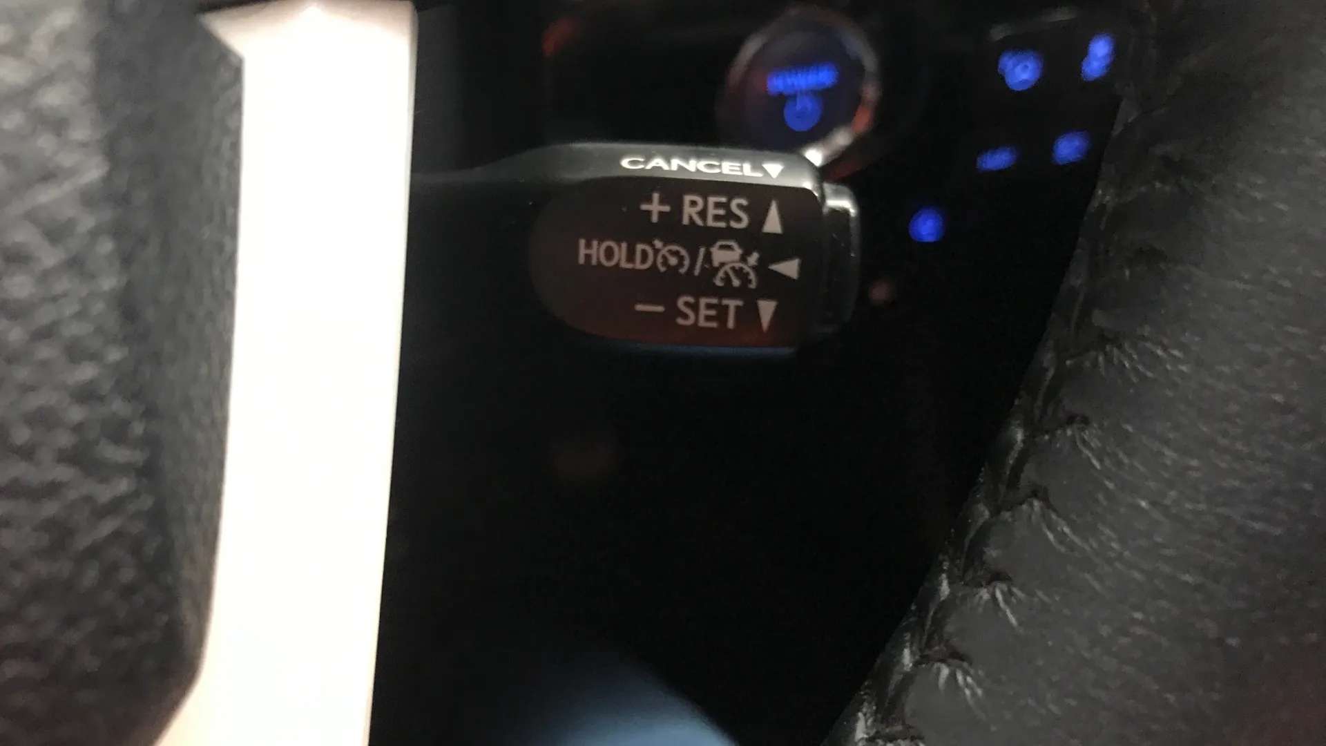 2017 TOYOTA PRIUS 2017 TOYOTA PRIUS