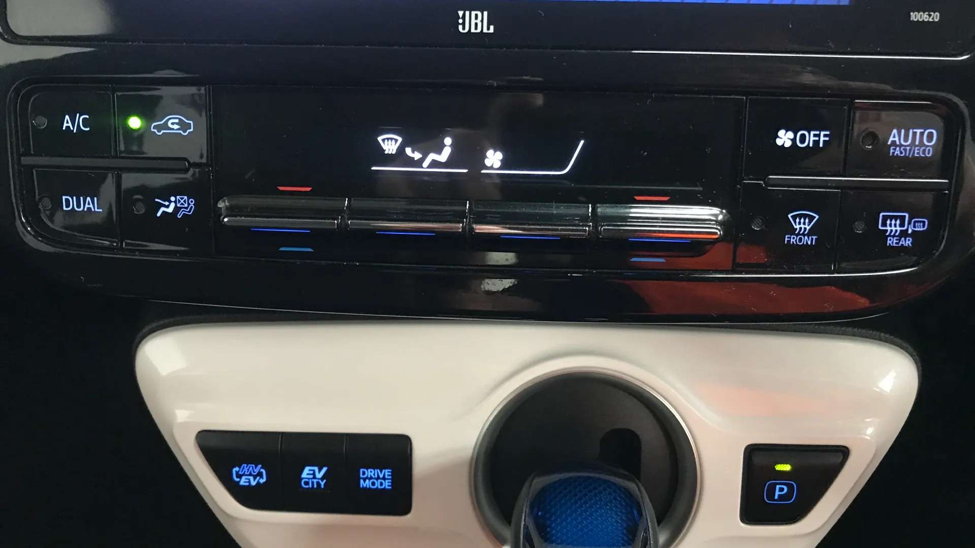 2017 TOYOTA PRIUS 2017 TOYOTA PRIUS