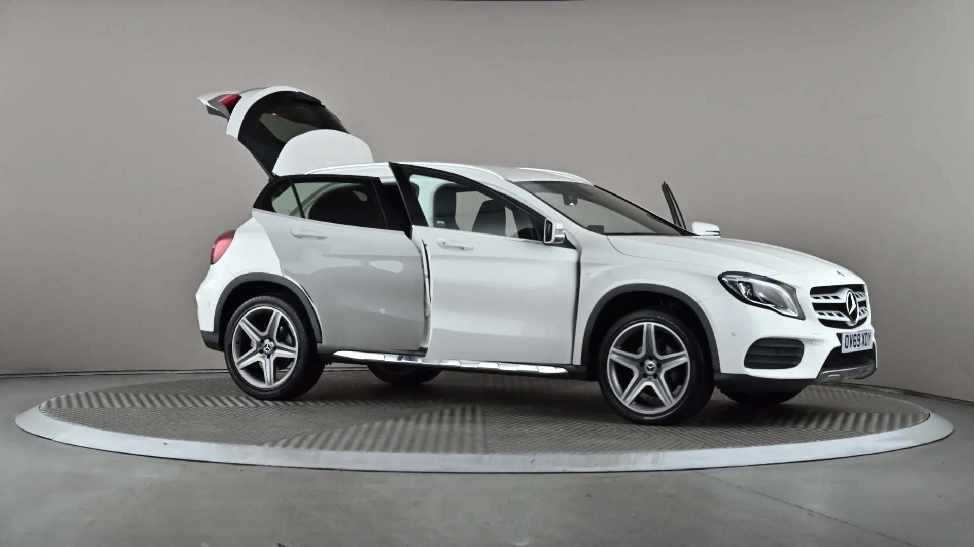 2019 MERCEDES-BENZ GLA 2019 MERCEDES-BENZ GLA