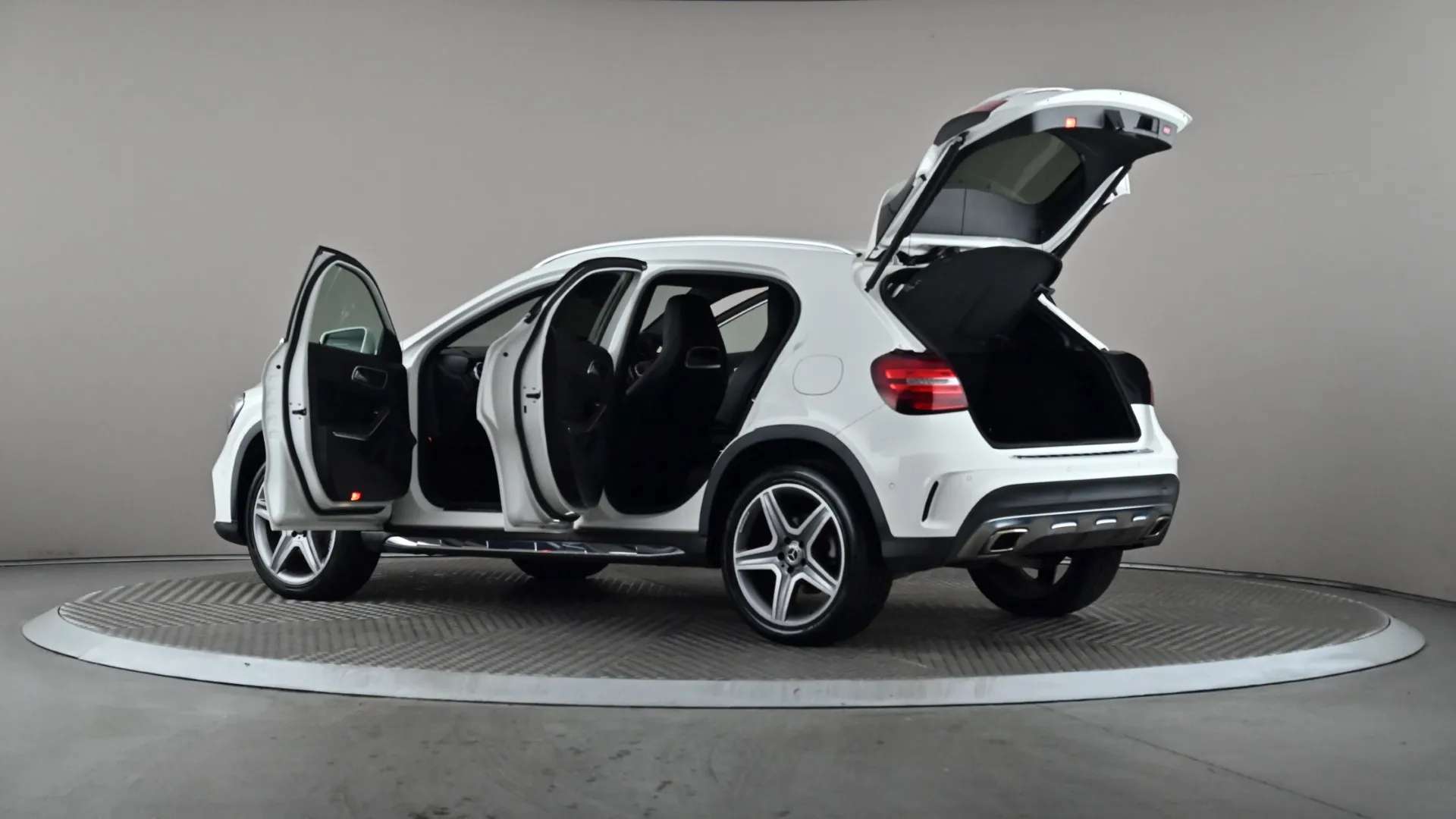 2019 MERCEDES-BENZ GLA 2019 MERCEDES-BENZ GLA