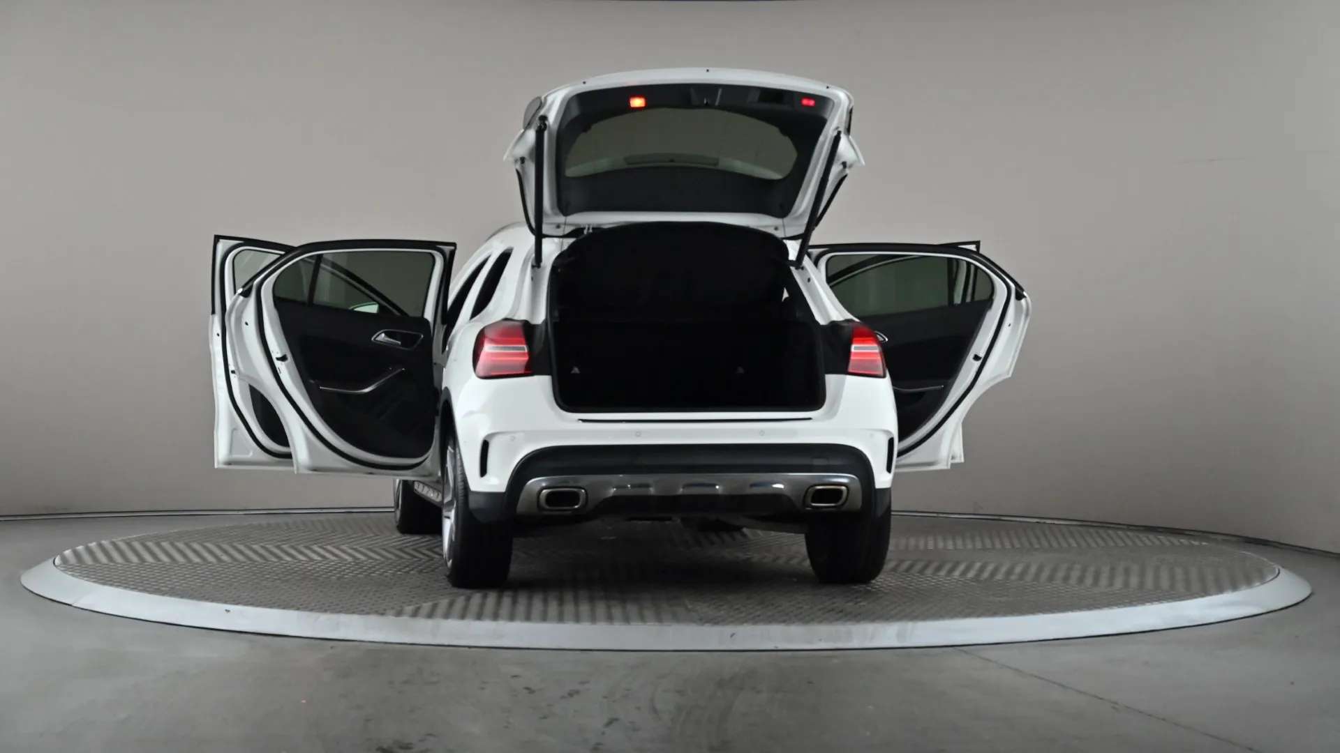 2019 MERCEDES-BENZ GLA 2019 MERCEDES-BENZ GLA