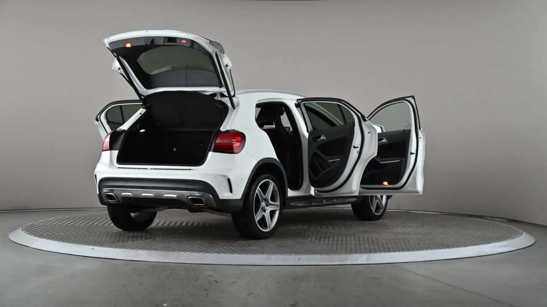 2019 MERCEDES-BENZ GLA 2019 MERCEDES-BENZ GLA