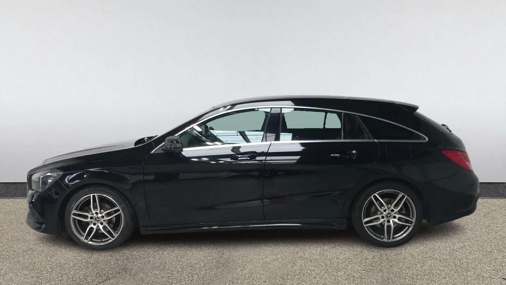 A 2019 MERCEDES-BENZ CLA CLASS CLA 180 AMG Line Edition A 2019 MERCEDES-BENZ CLA CLASS CLA 180 AMG Line Edition