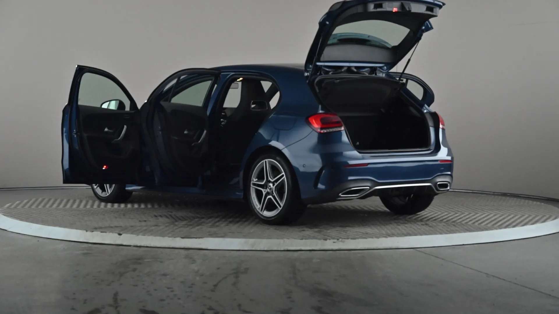 2019 MERCEDES-BENZ A CLASS 2019 MERCEDES-BENZ A CLASS