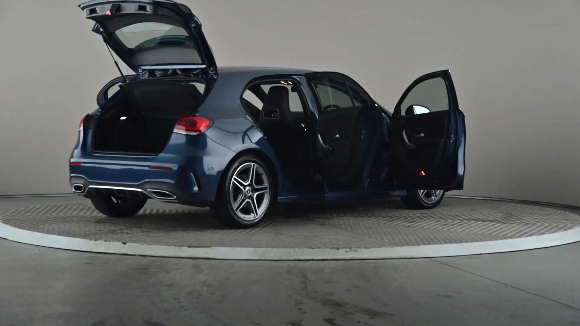 2019 MERCEDES-BENZ A CLASS 2019 MERCEDES-BENZ A CLASS