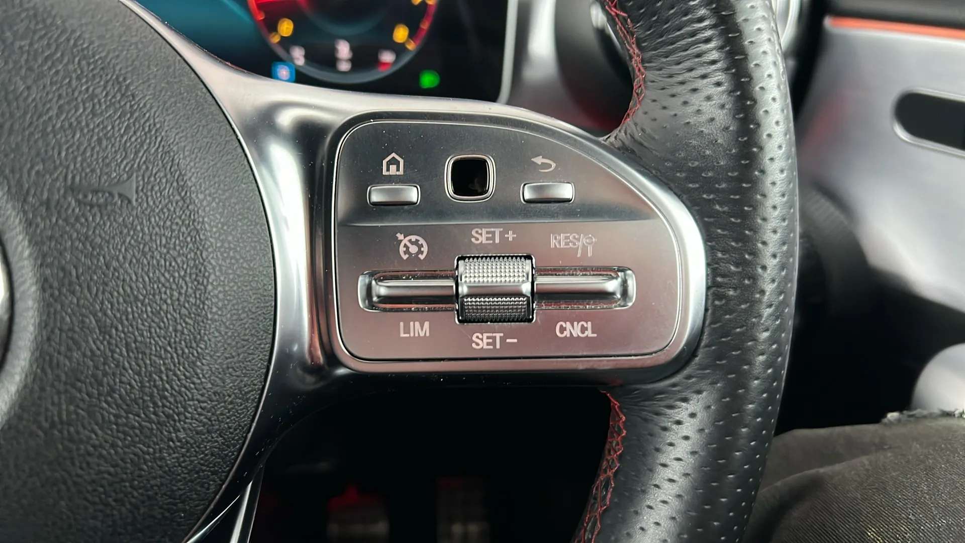 2020 MERCEDES-BENZ A CLASS 2020 MERCEDES-BENZ A CLASS