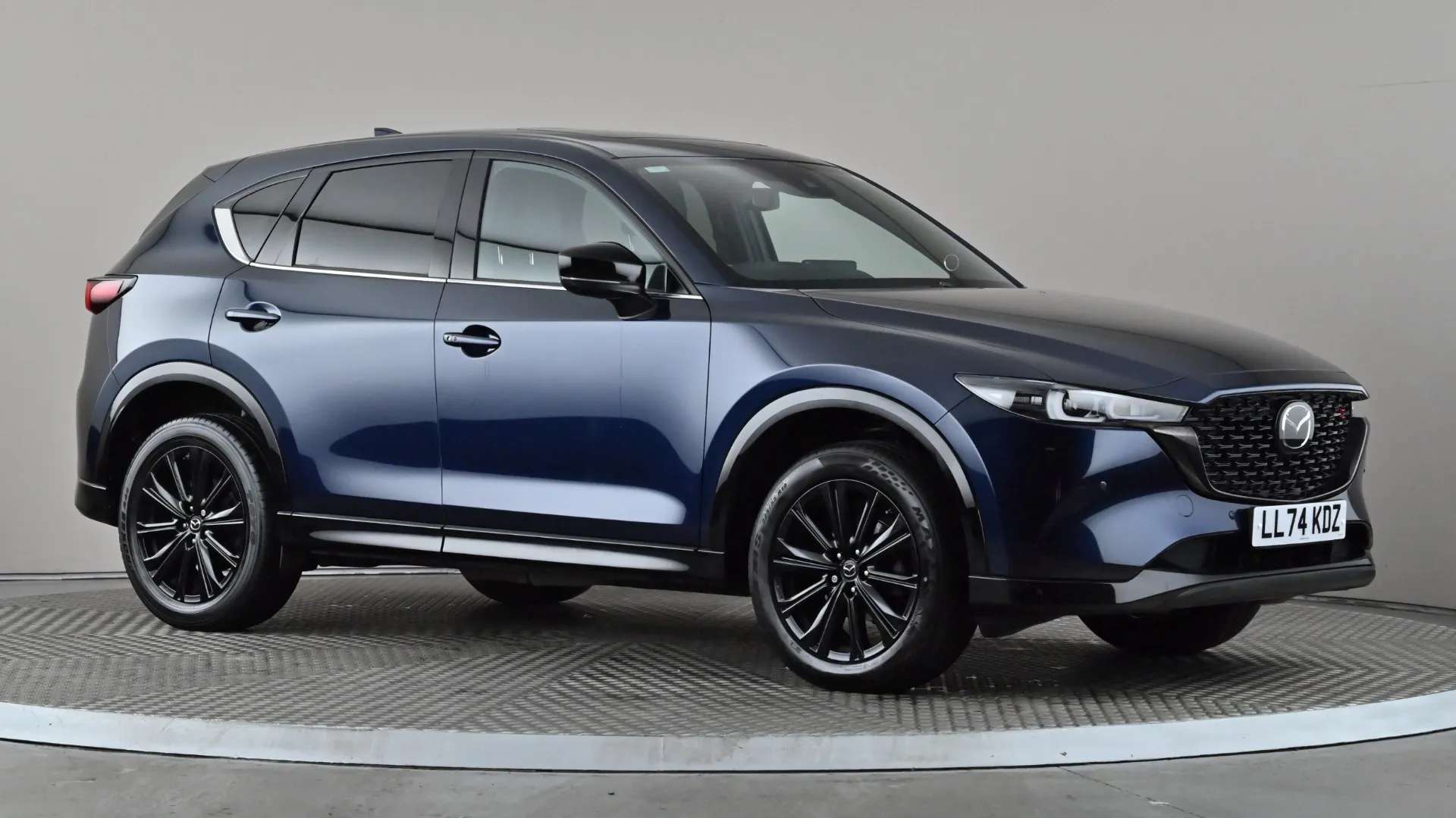 A 2024 MAZDA CX-5 2.0 e-Skyactiv G MHEV Homura A 2024 MAZDA CX-5 2.0 e-Skyactiv G MHEV Homura