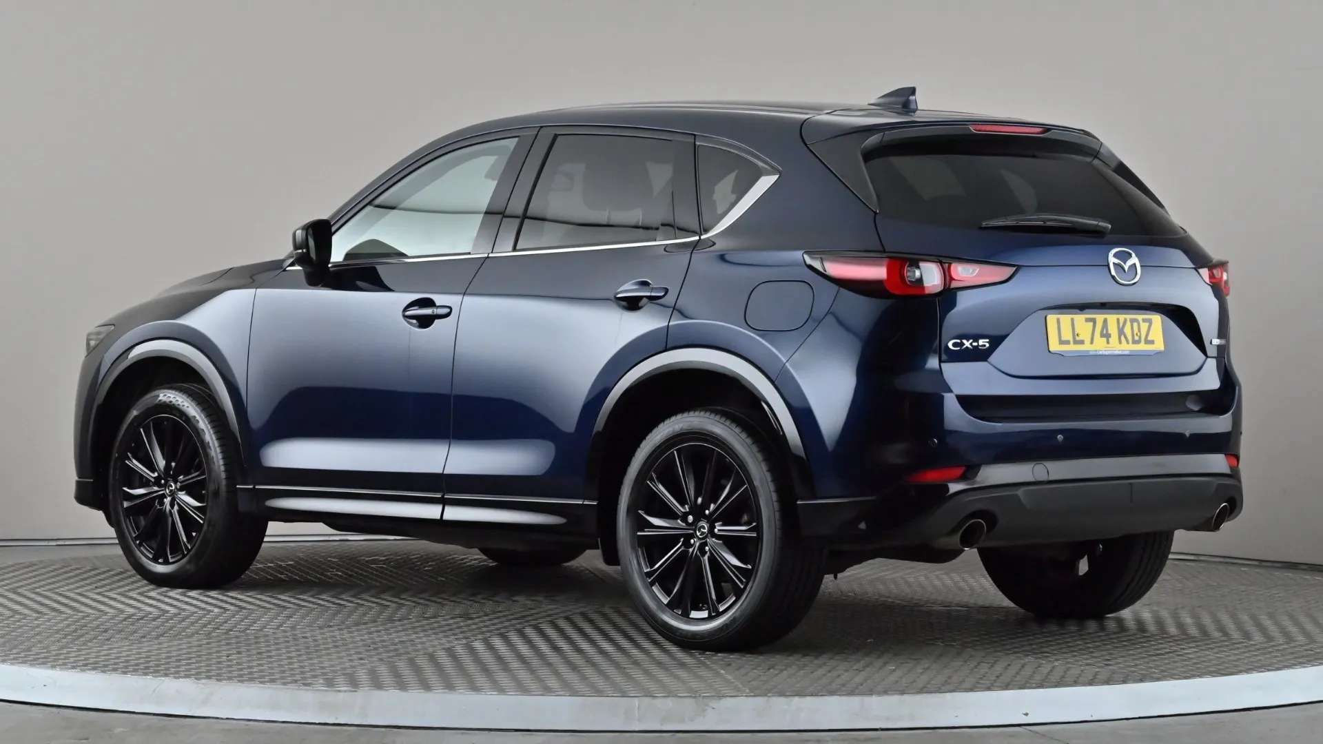A 2024 MAZDA CX-5 2.0 e-Skyactiv G MHEV Homura A 2024 MAZDA CX-5 2.0 e-Skyactiv G MHEV Homura