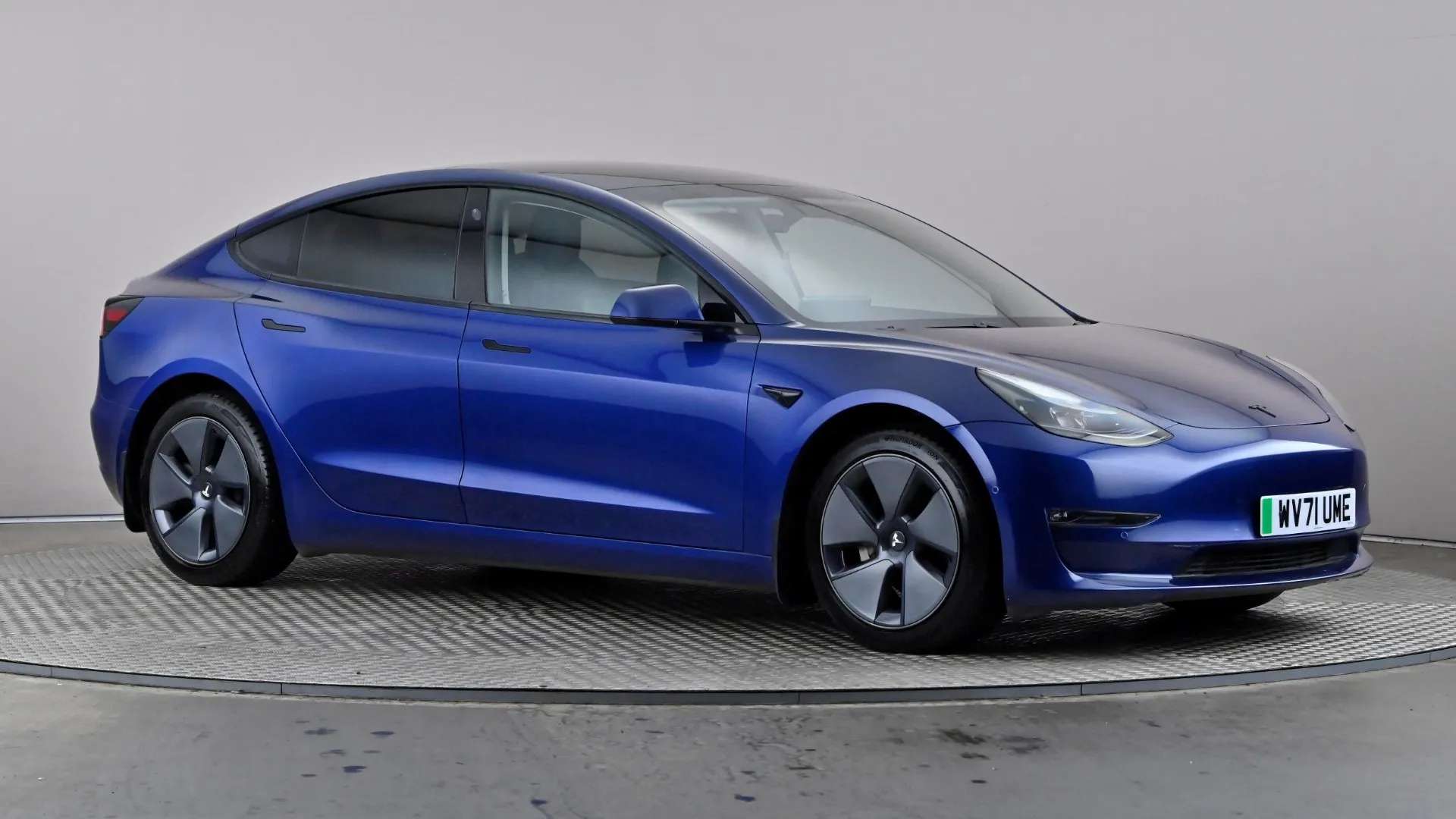 A 2021 TESLA MODEL 3 Long Range AWD Auto A 2021 TESLA MODEL 3 Long Range AWD Auto