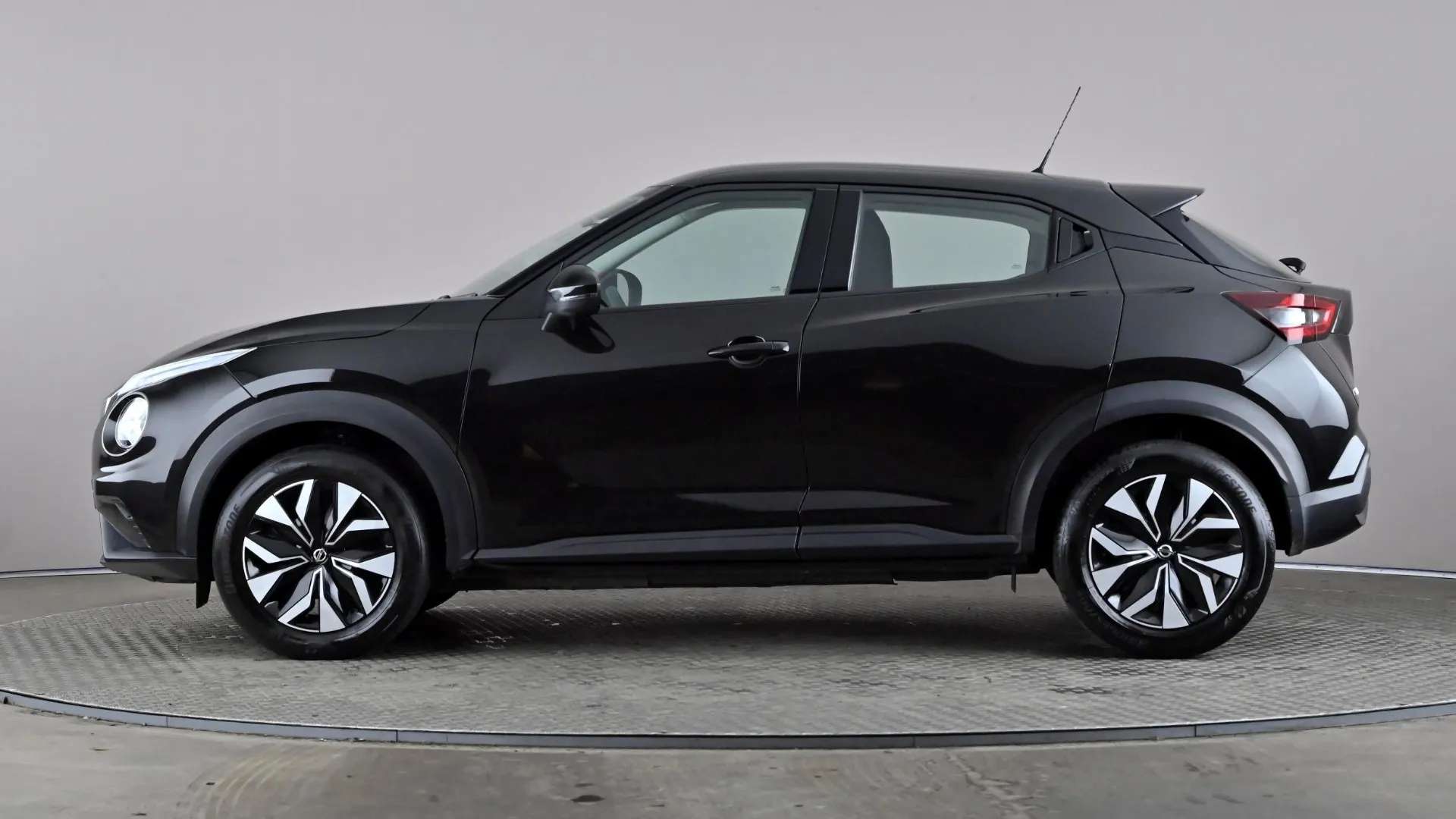 A 2022 NISSAN JUKE 1.0 DiG-T 114 Acenta A 2022 NISSAN JUKE 1.0 DiG-T 114 Acenta