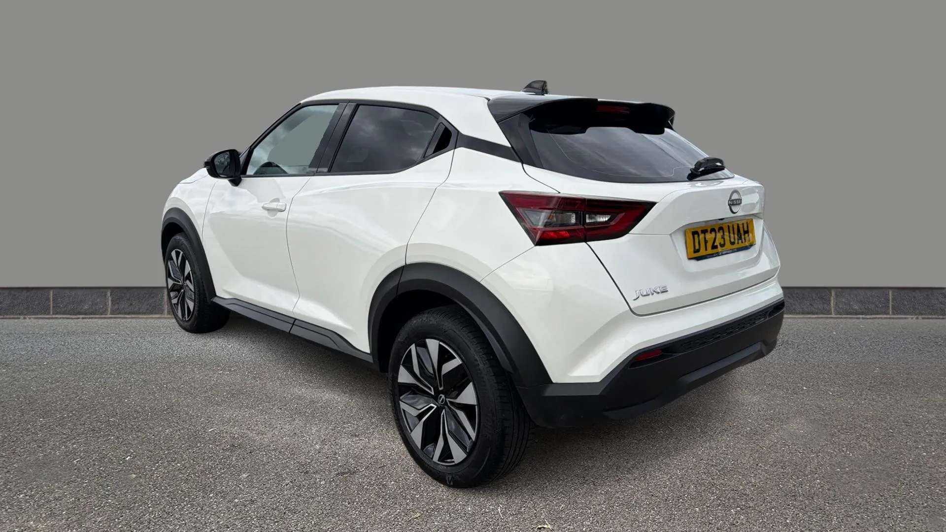 A 2023 NISSAN JUKE 1.0 DiG-T 114 Acenta A 2023 NISSAN JUKE 1.0 DiG-T 114 Acenta