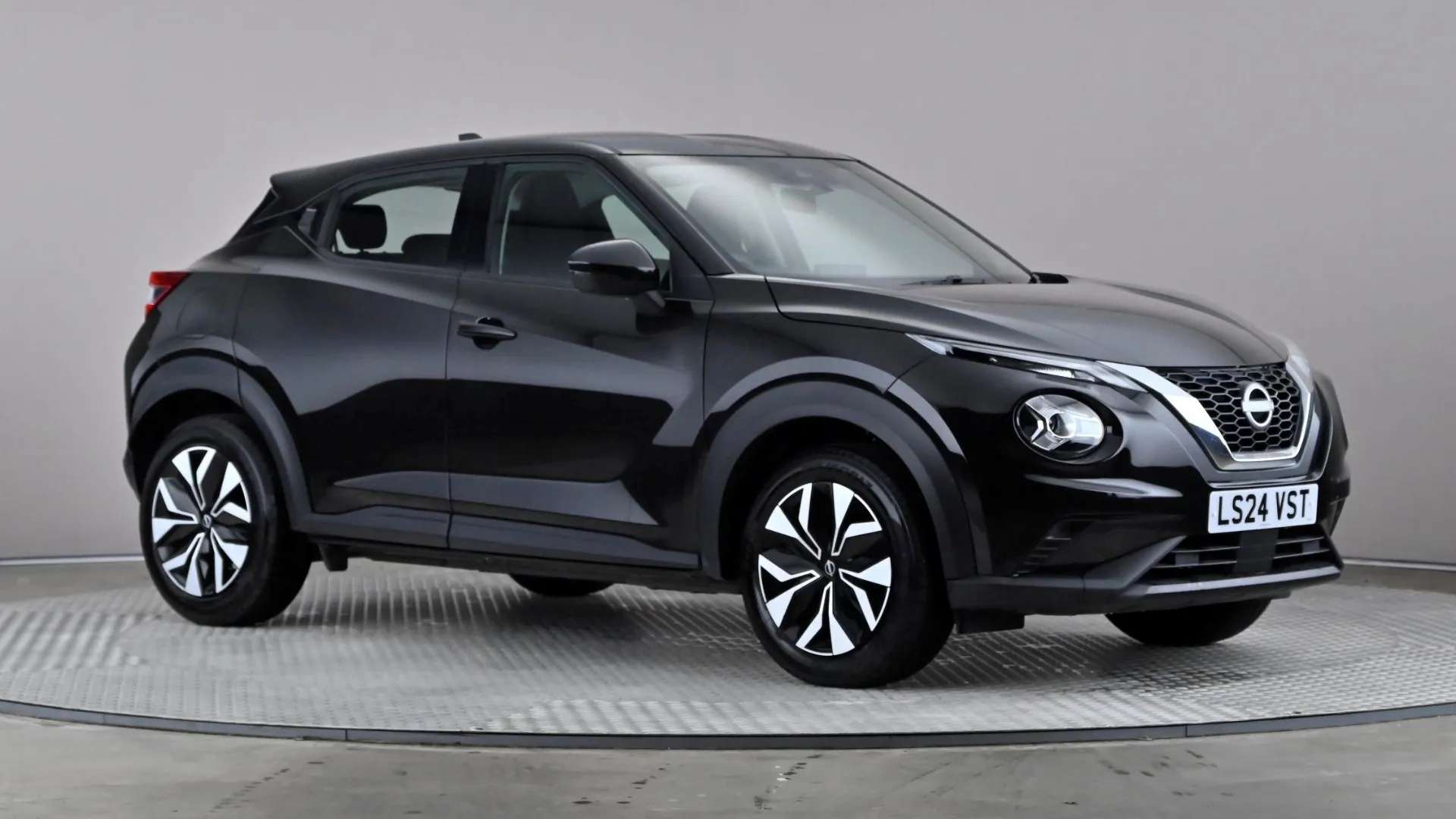 A 2024 NISSAN JUKE 1.0 DiG-T 114 Acenta A 2024 NISSAN JUKE 1.0 DiG-T 114 Acenta