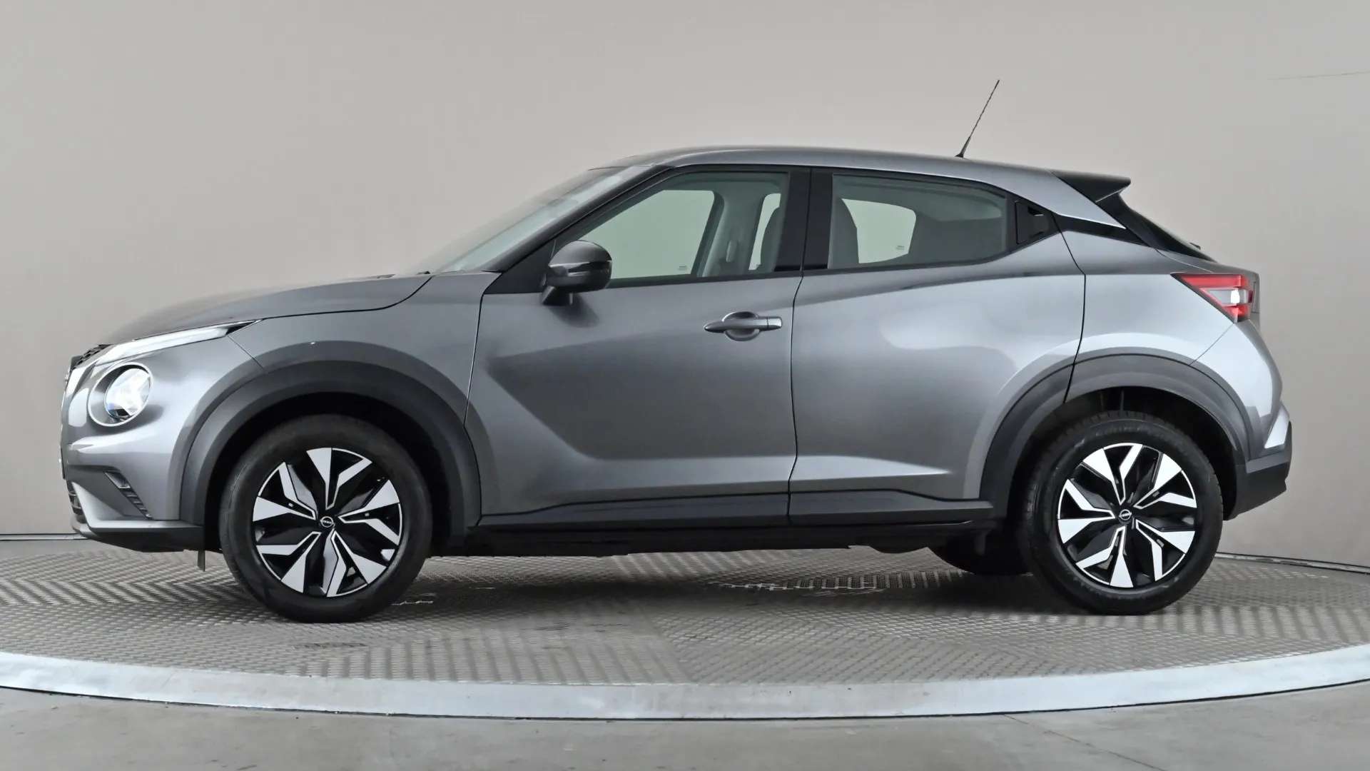 A 2023 NISSAN JUKE 1.0 DiG-T 114 Acenta A 2023 NISSAN JUKE 1.0 DiG-T 114 Acenta